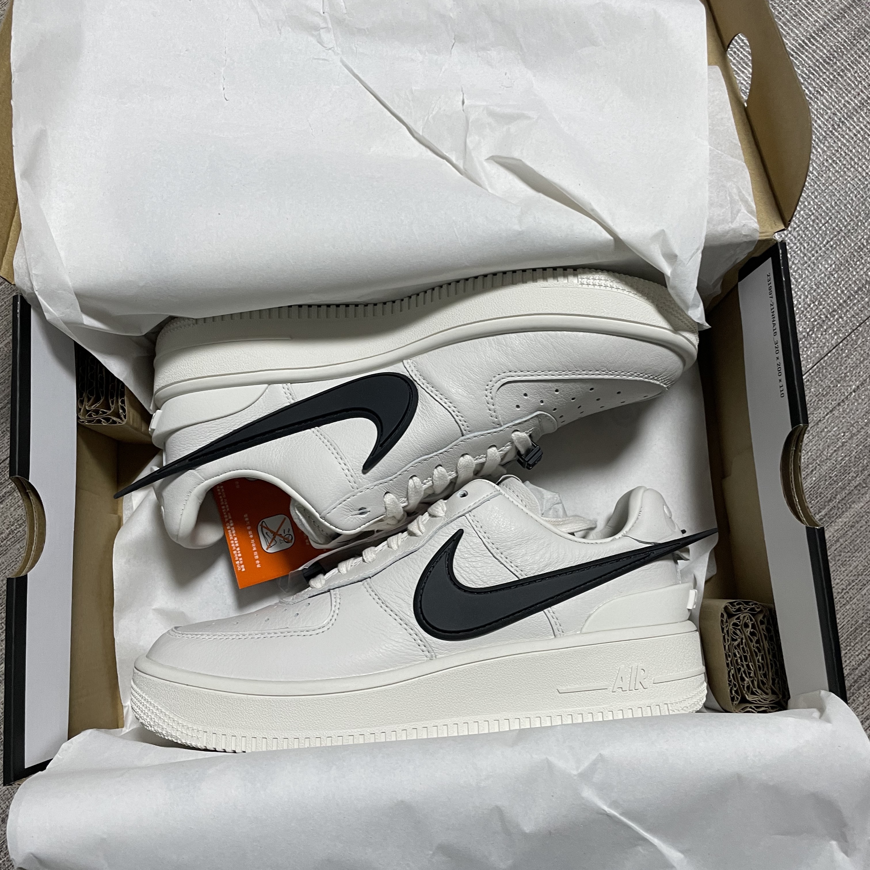 Nike x Ambush Air Force 1 Low SP Phantom 착용 스타일