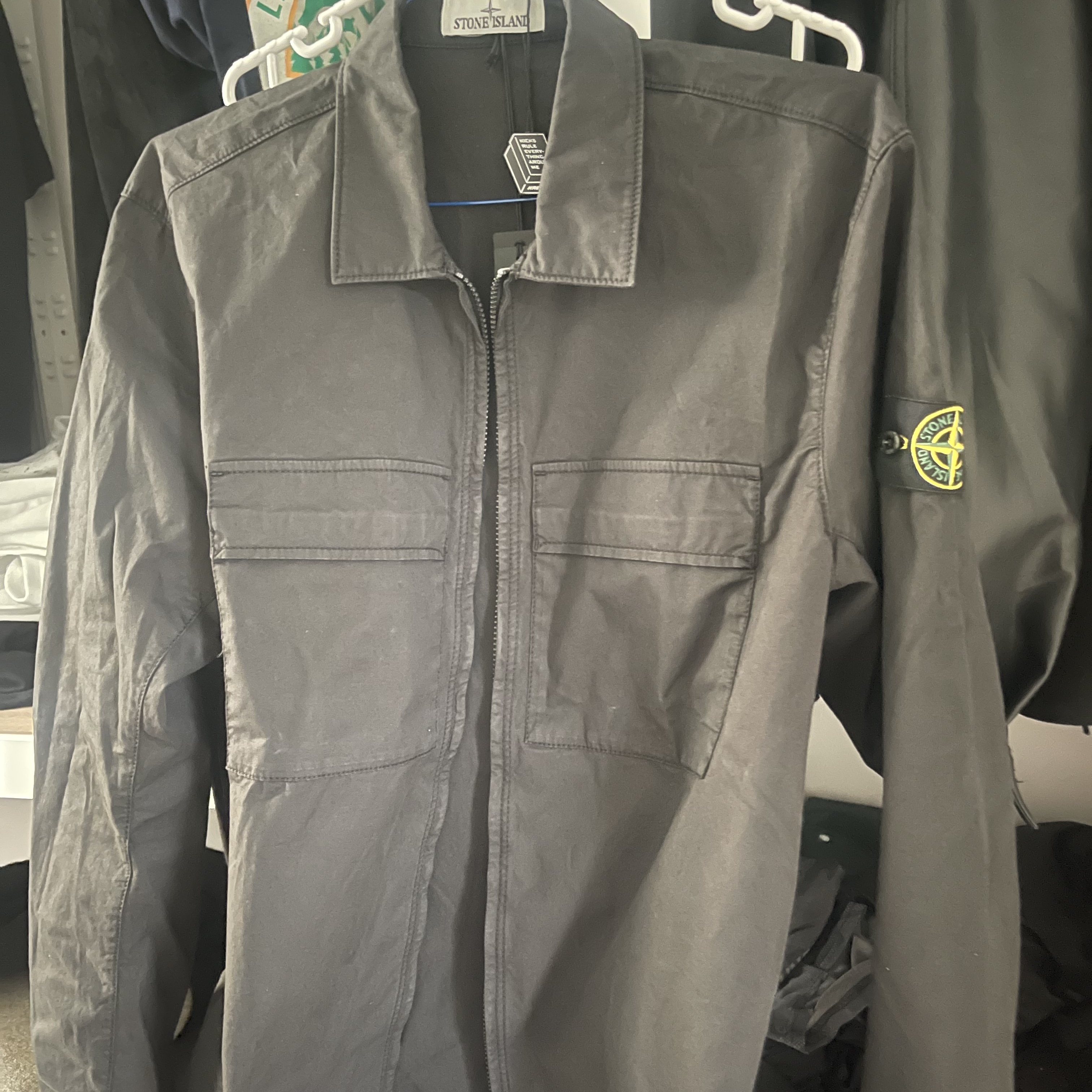 Stone Island 10210 Double Pocket Cotton Overshirt Black - 23SS 착용 스타일