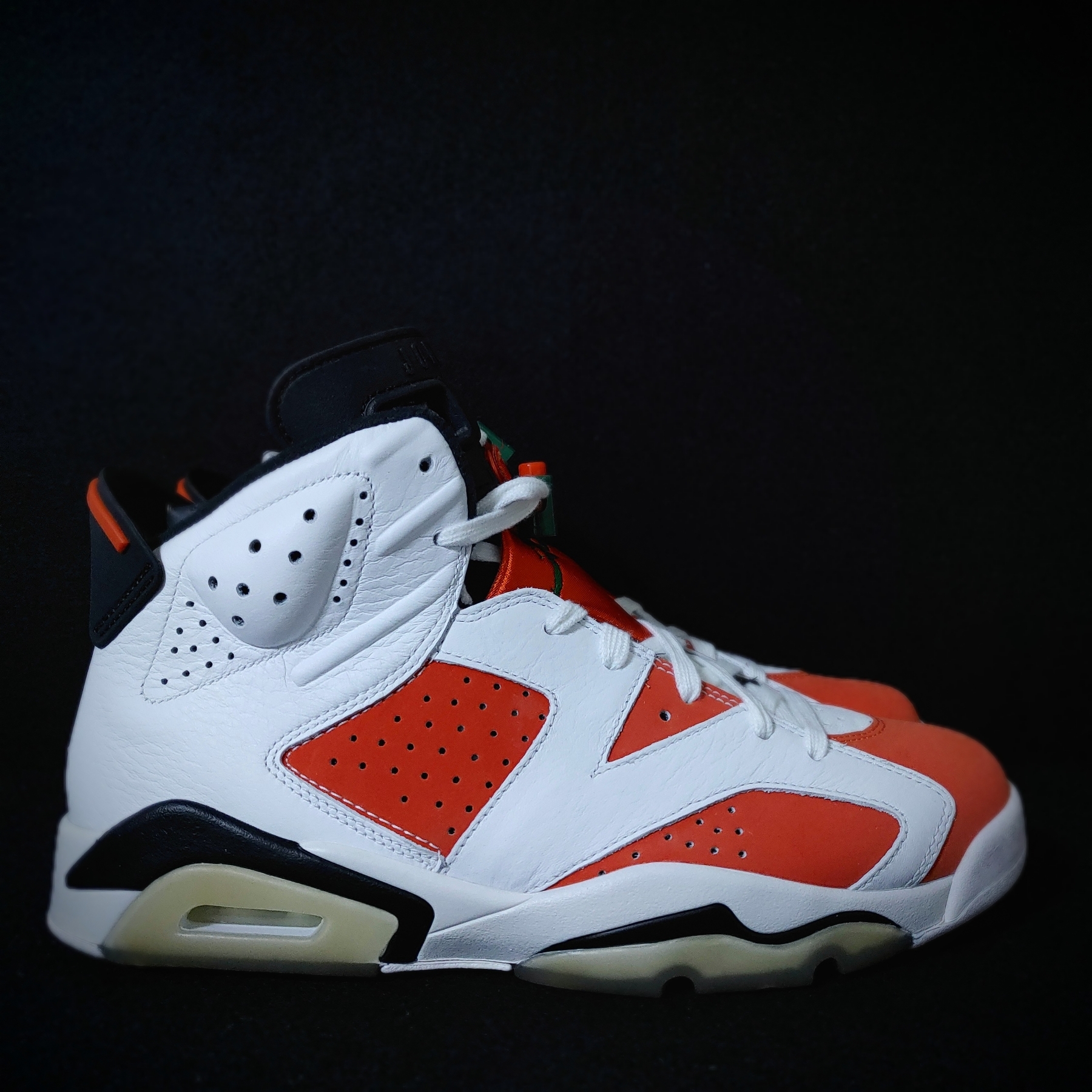 Jordan 6 Retro Gatorade Like Mike White 착용 스타일 - 4