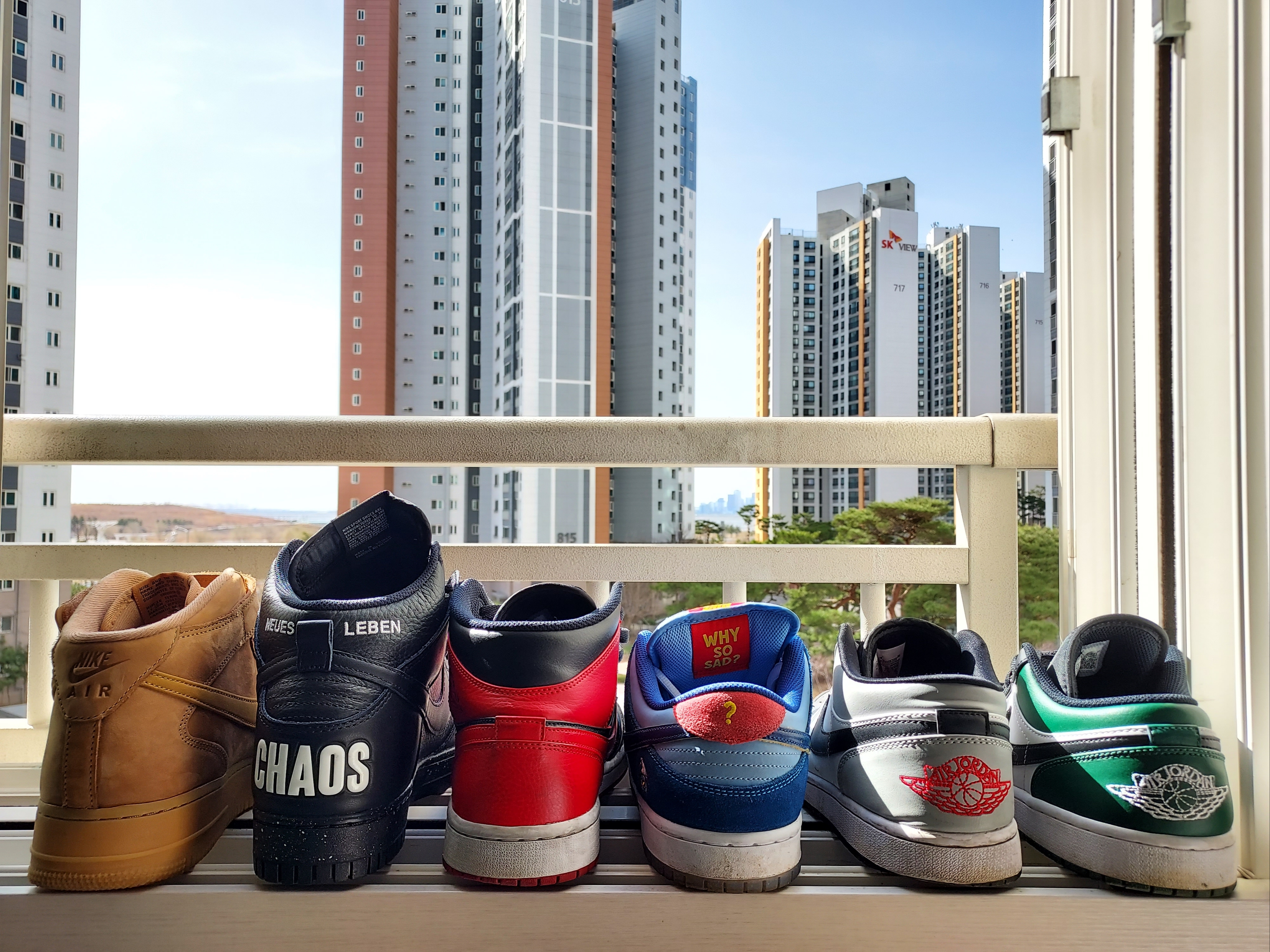 Nike Air Force 1 Mid '07 WB Flax, Nike x Undercover Dunk High 1985 Black 착용 스타일