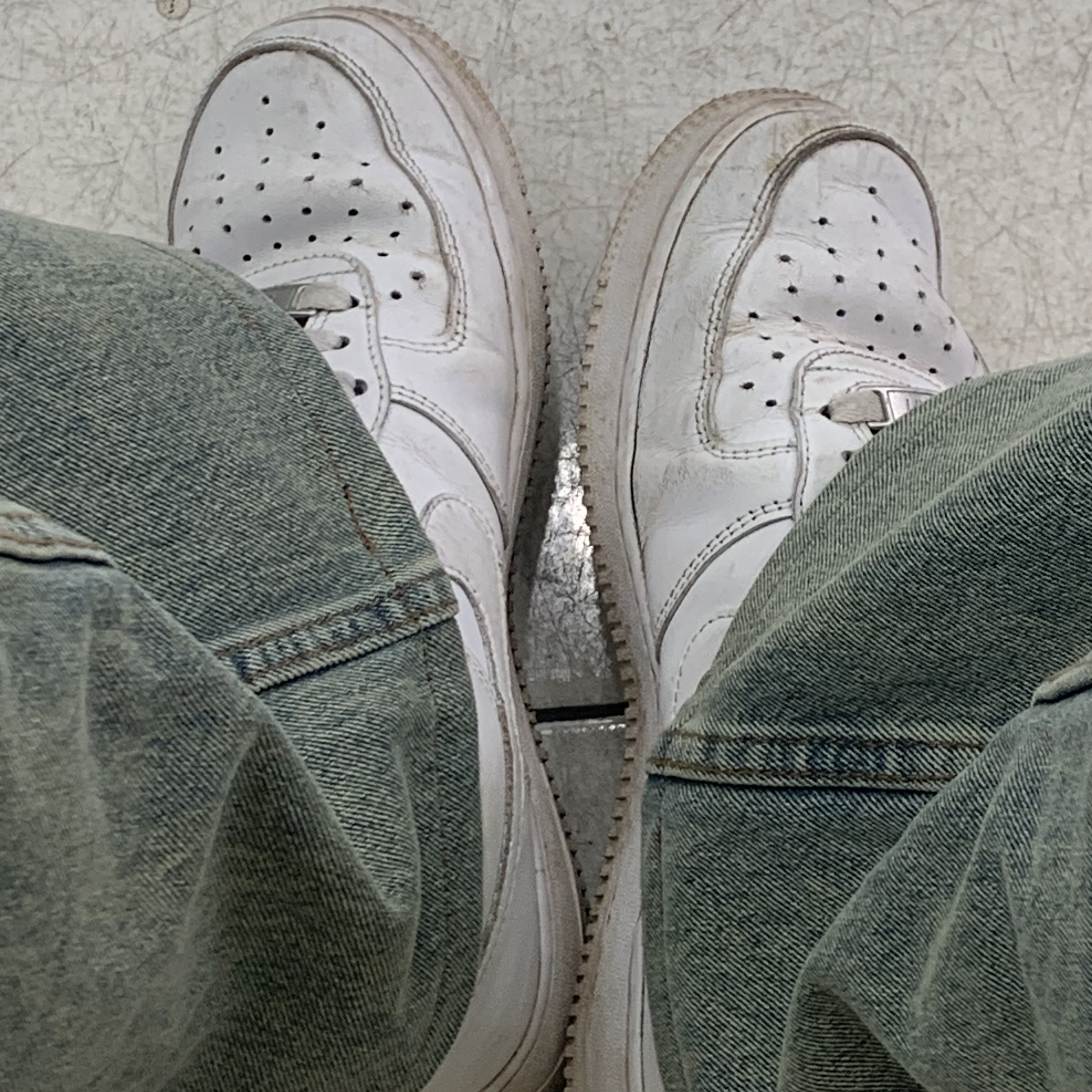 Nike Air Force 1 '07 Low White 착용 스타일