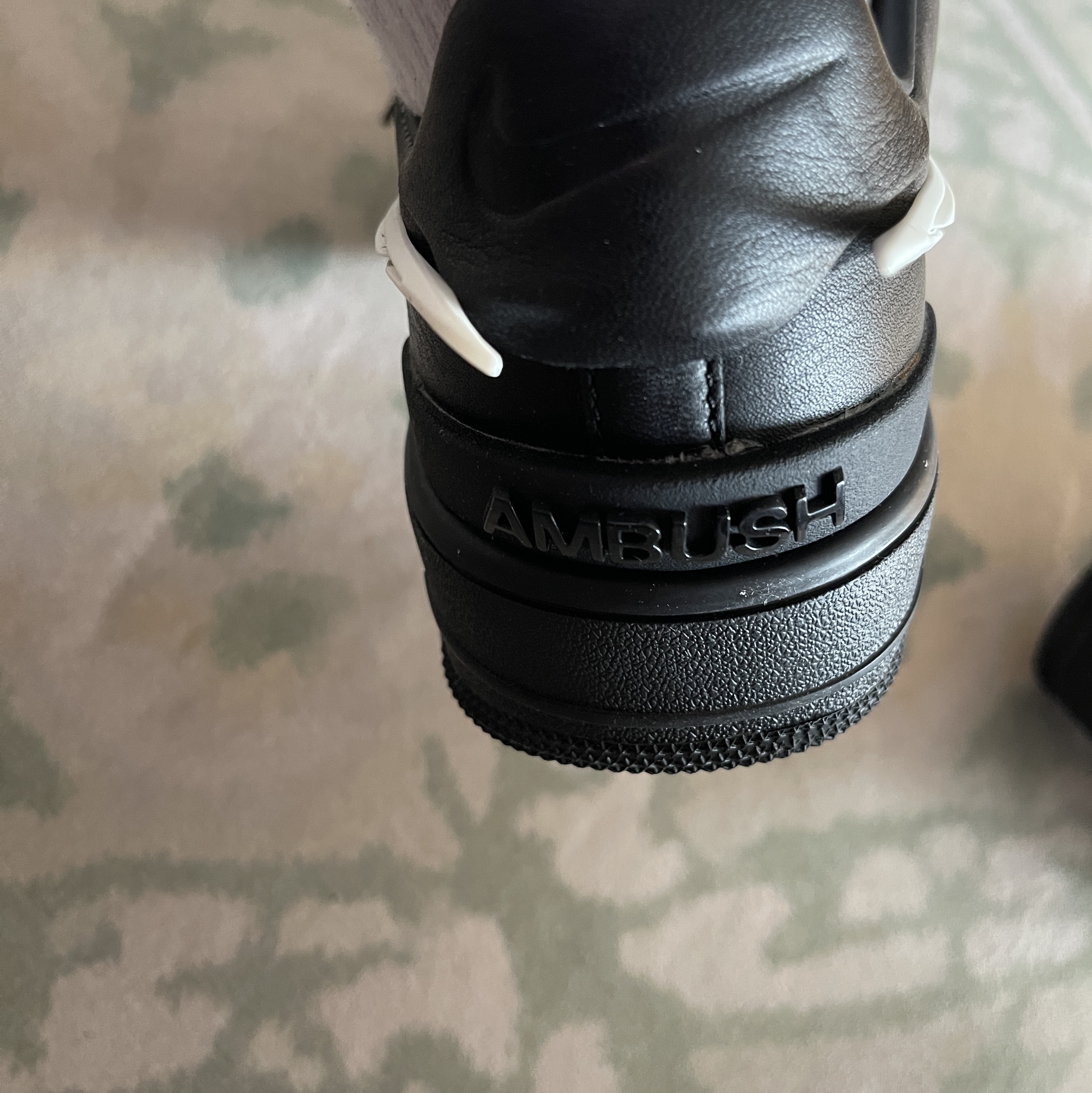 Nike x Ambush Air Force 1 Low SP Black 착용 스타일 - 3