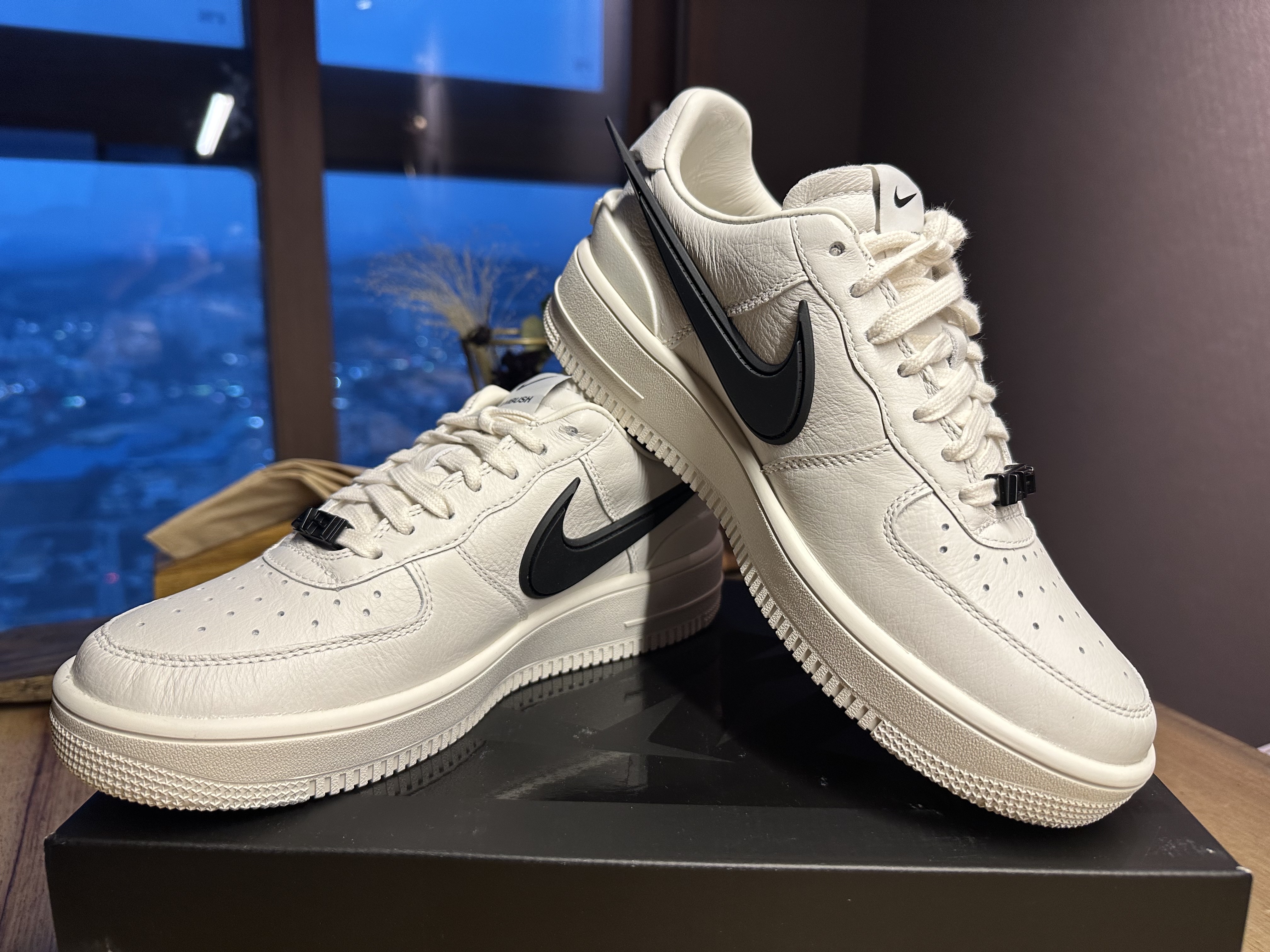 Nike x Ambush Air Force 1 Low SP Phantom 착용 스타일 - 1