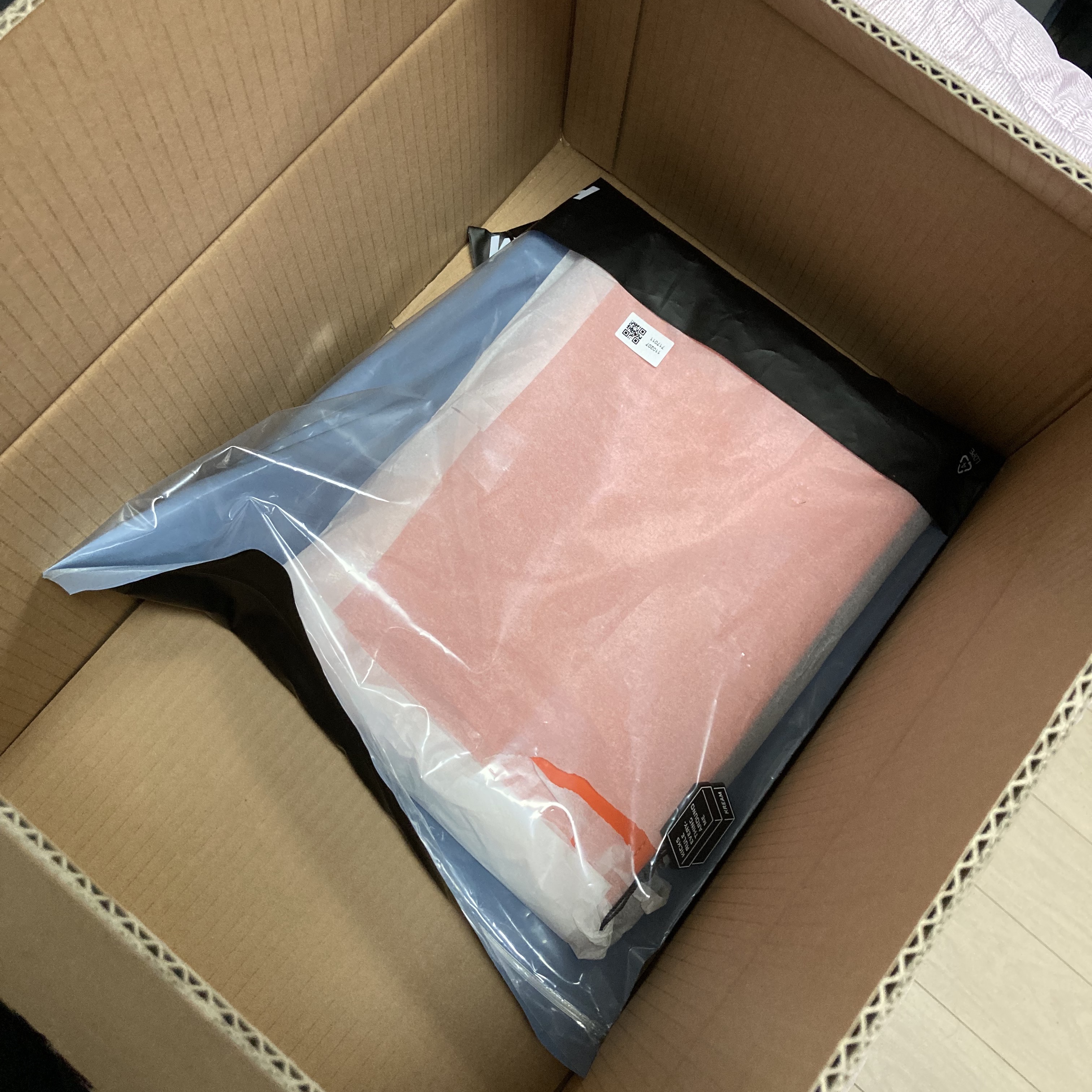 Hermes Large Neobain Flat Case Water-Repellent & Orange 착용 스타일 - 1