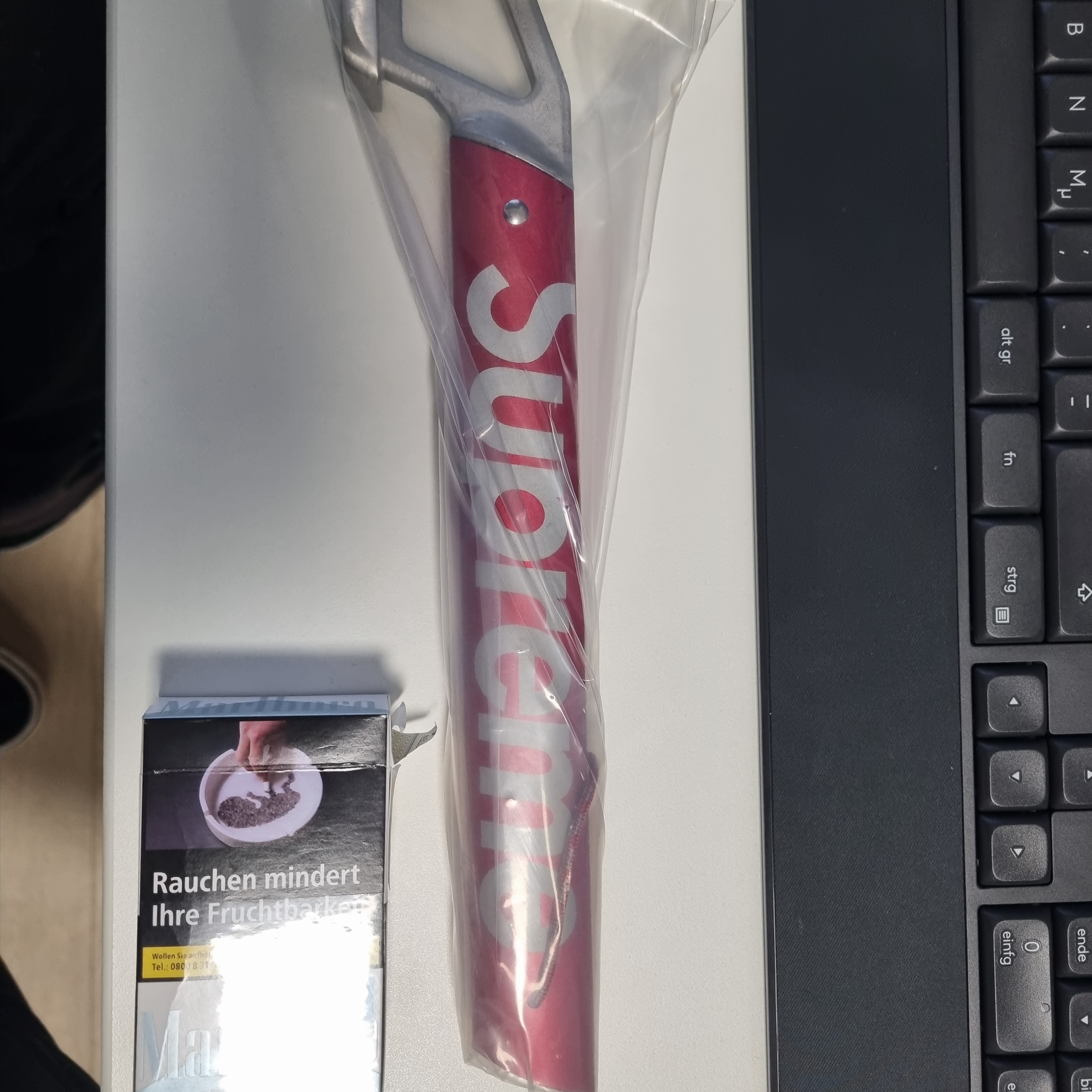 Supreme MSR Camp Hammer Red - 23SS 착용 스타일 - 2