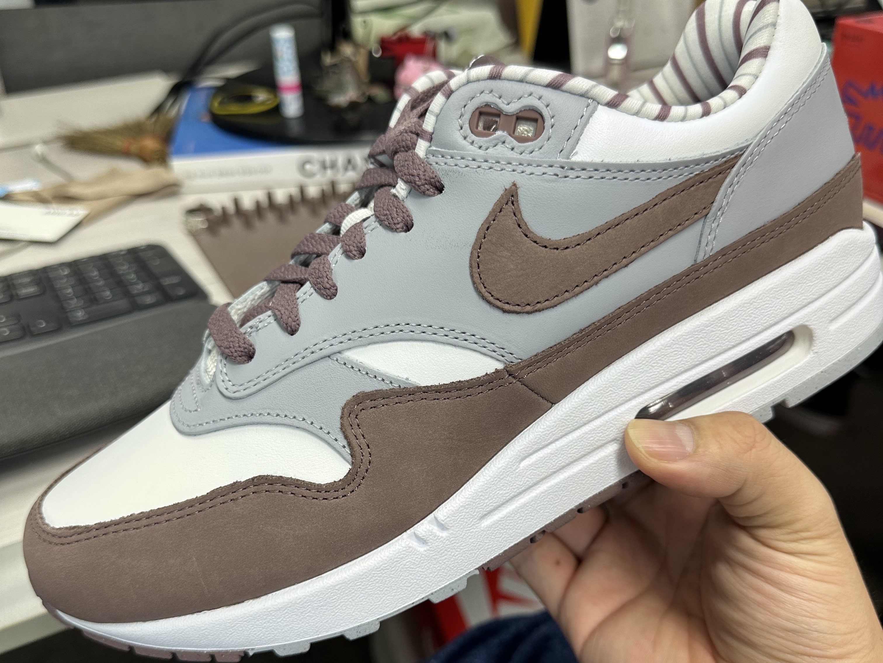 Nike Air Max 1 PRM Shima Shima 착용 스타일