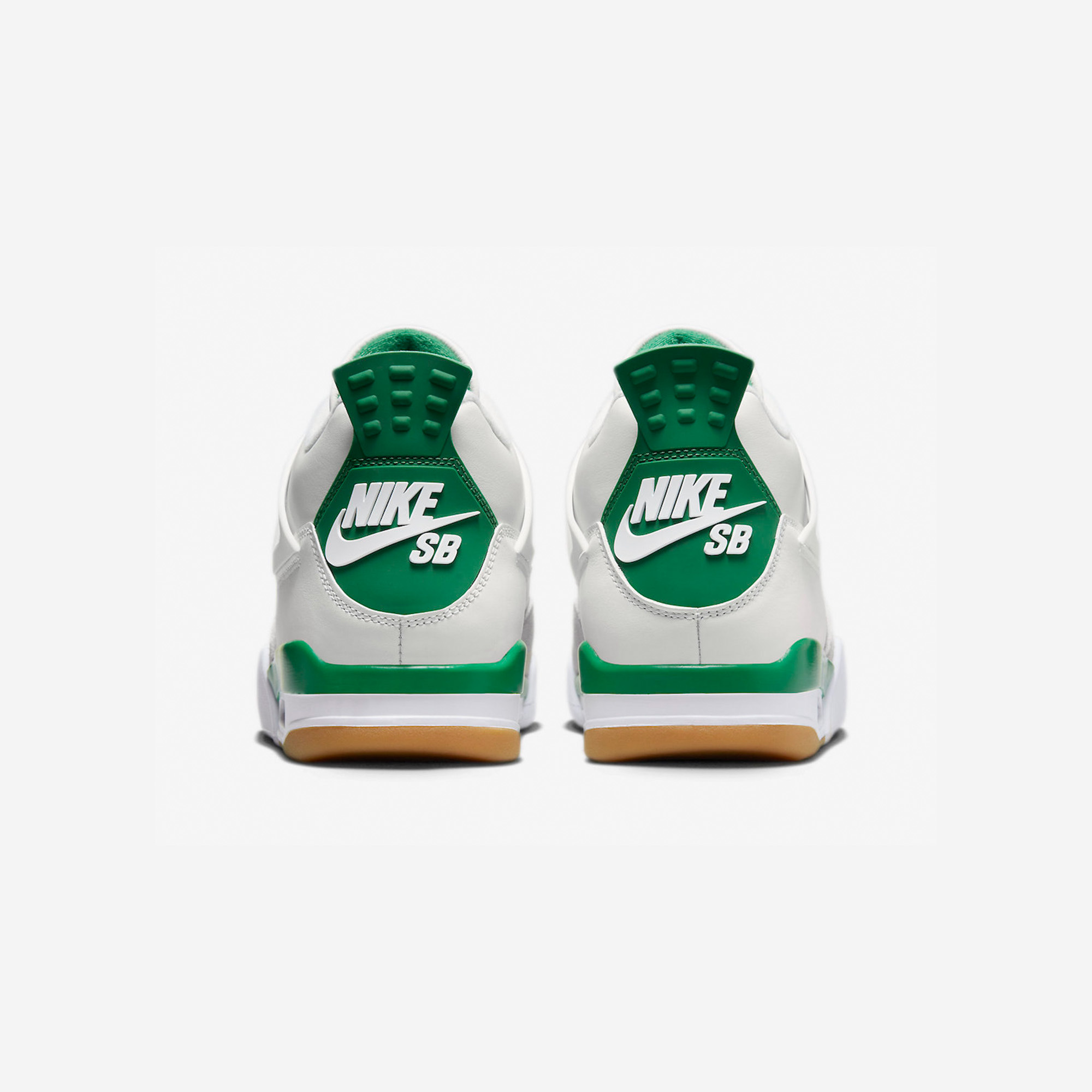 Jordan 4 x Nike SB Retro SP Pine Green 착용 스타일 - 5