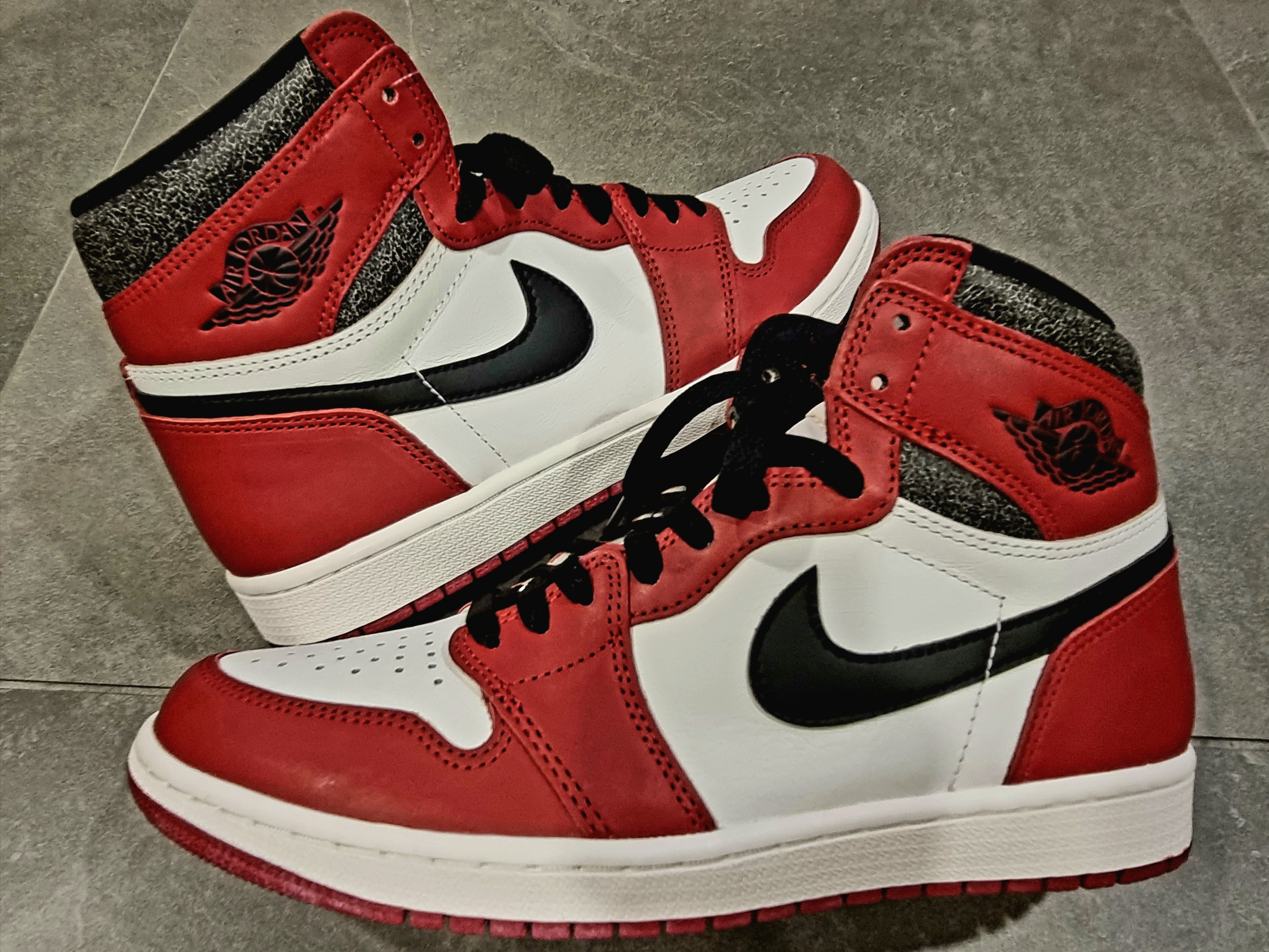Jordan 1 Retro High OG Chicago 2022 착용 스타일 - 3