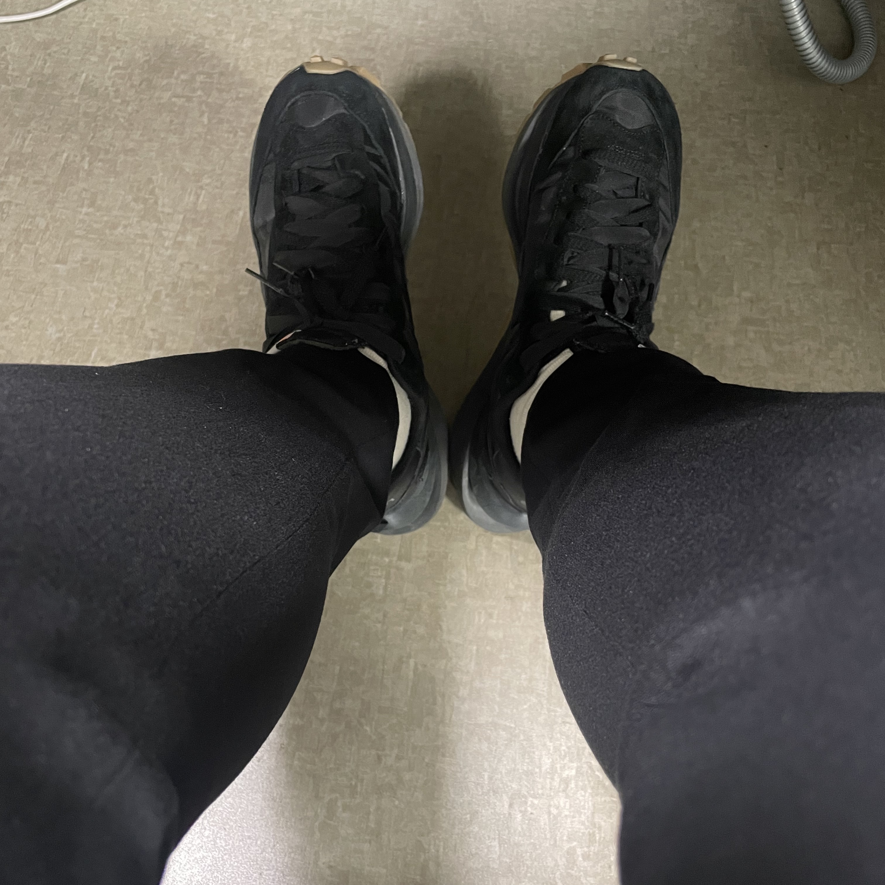 Nike x Sacai VaporWaffle Black and Gum 착용 스타일