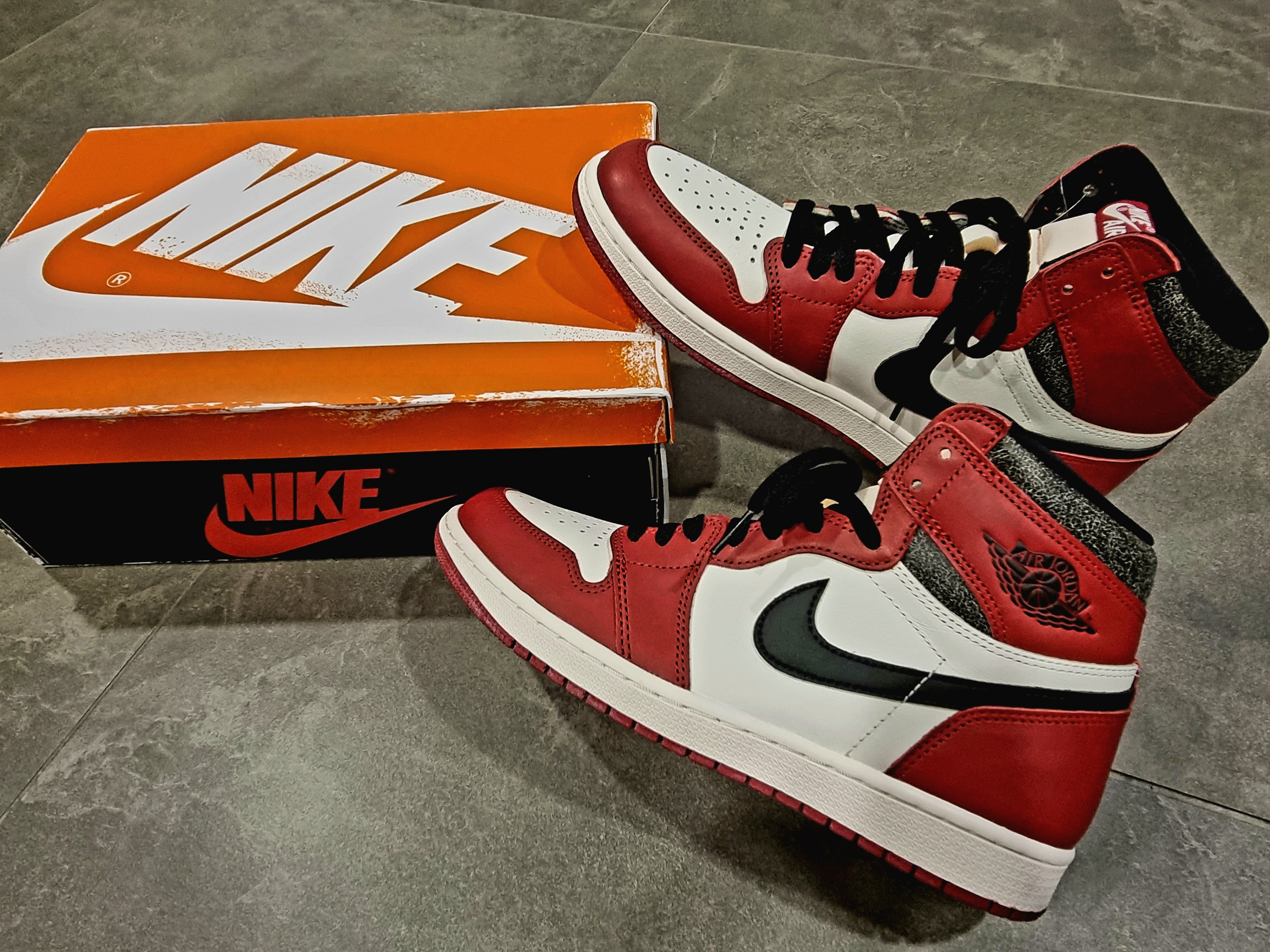 Jordan 1 Retro High OG Chicago 2022 착용 스타일 - 5