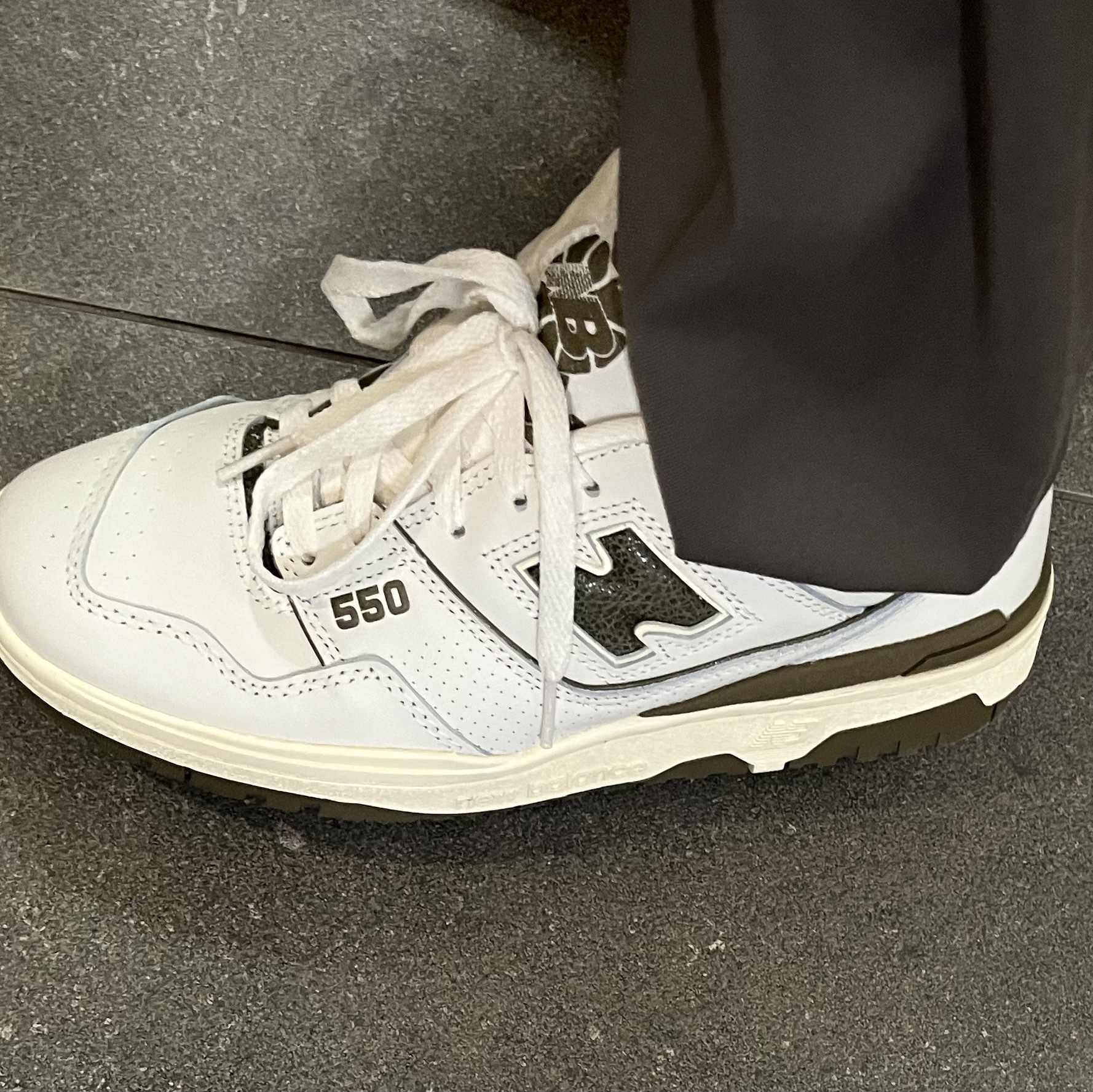 New Balance x Aime Leon Dore 550 Olive 착용 스타일