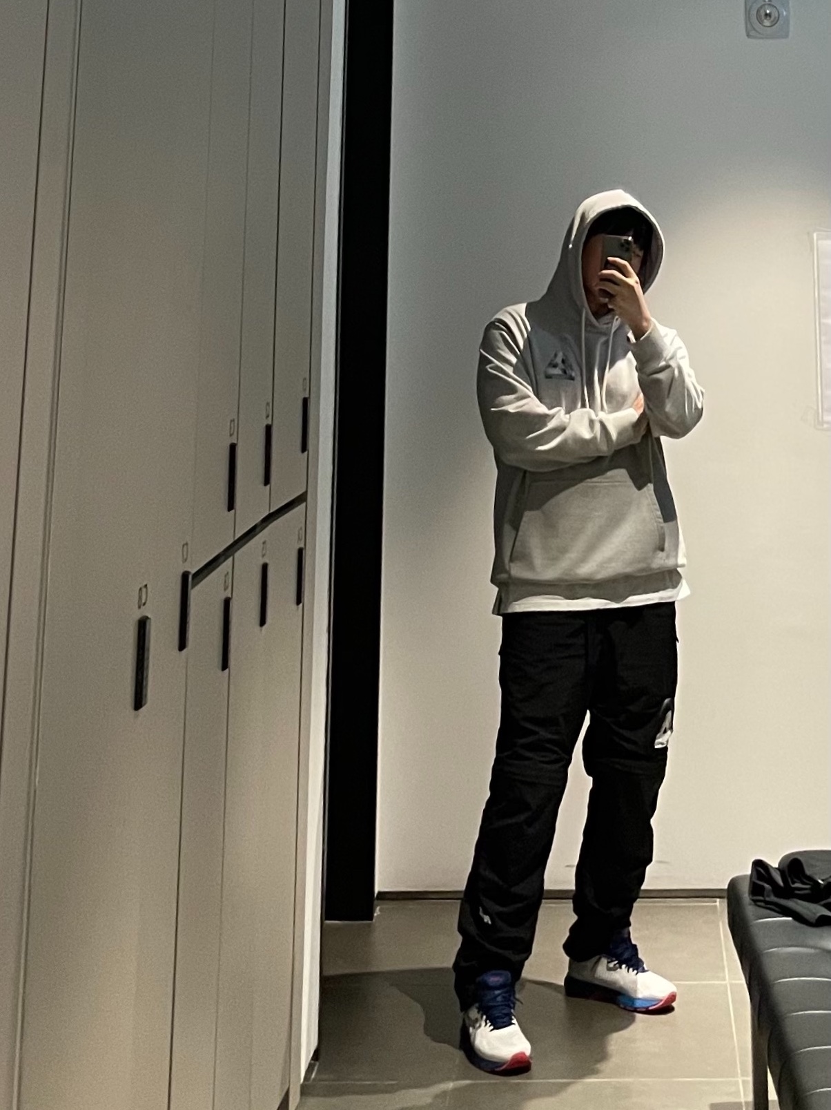 Palace Tri-Chrome Hood Grey Marl - 21SS, Palace Zip Off Bottoms Black - 22SS 착용 스타일