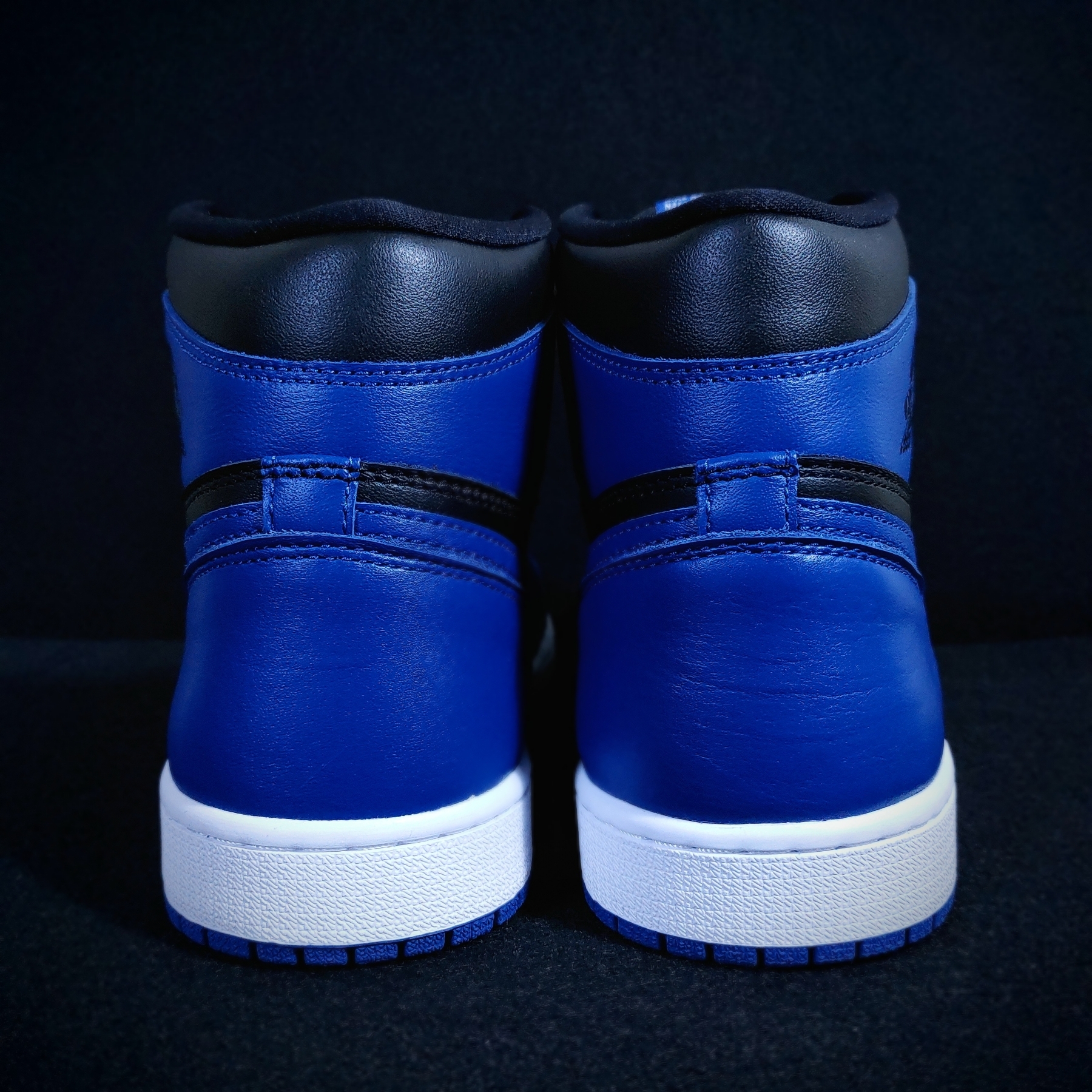 Jordan 1 Retro High OG Dark Marina Blue 착용 스타일 - 3
