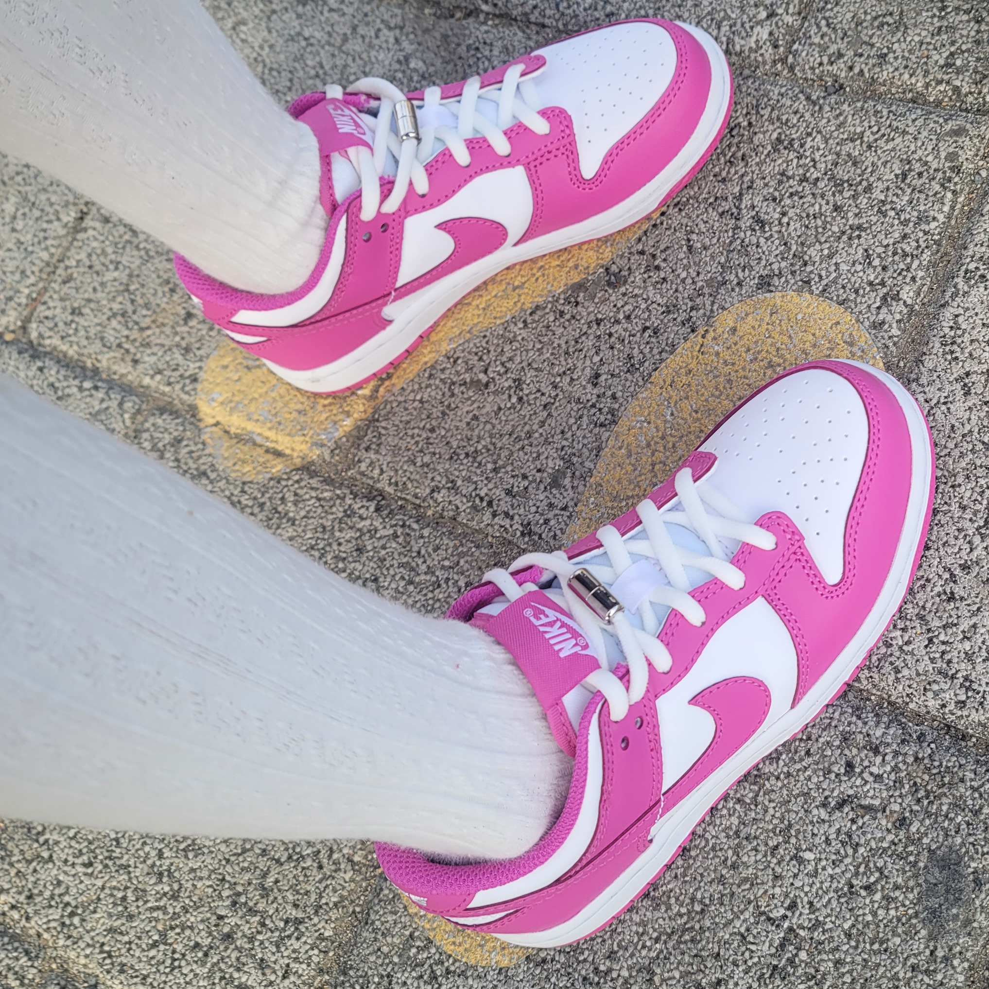 (PS) Nike Dunk Low White Active Fuchsia 착용 스타일