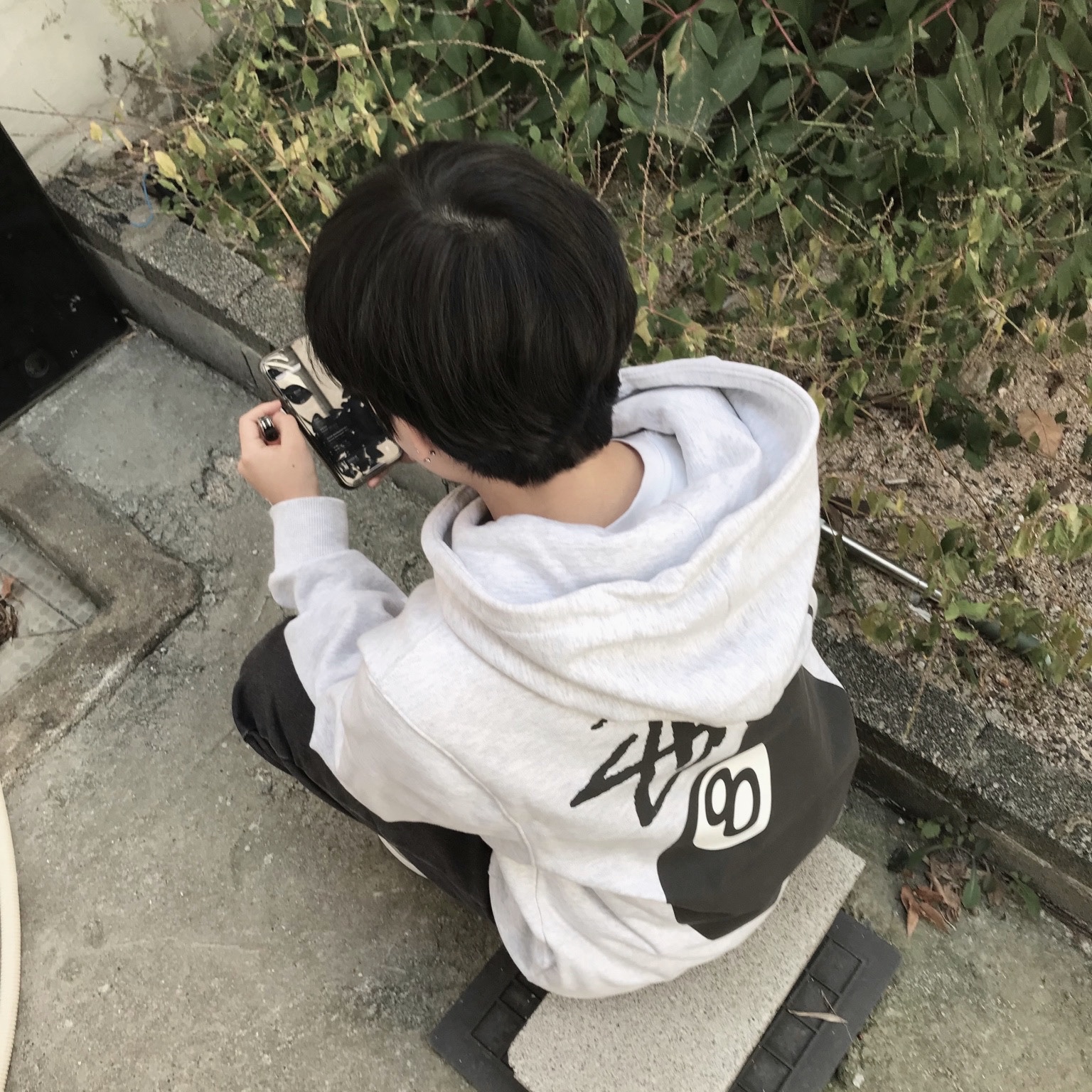 Stussy 8 Ball Hoodie Ash Heather - 21FW, Jordan 1 Retro High OG Shadow 2.0 착용 스타일 - 2