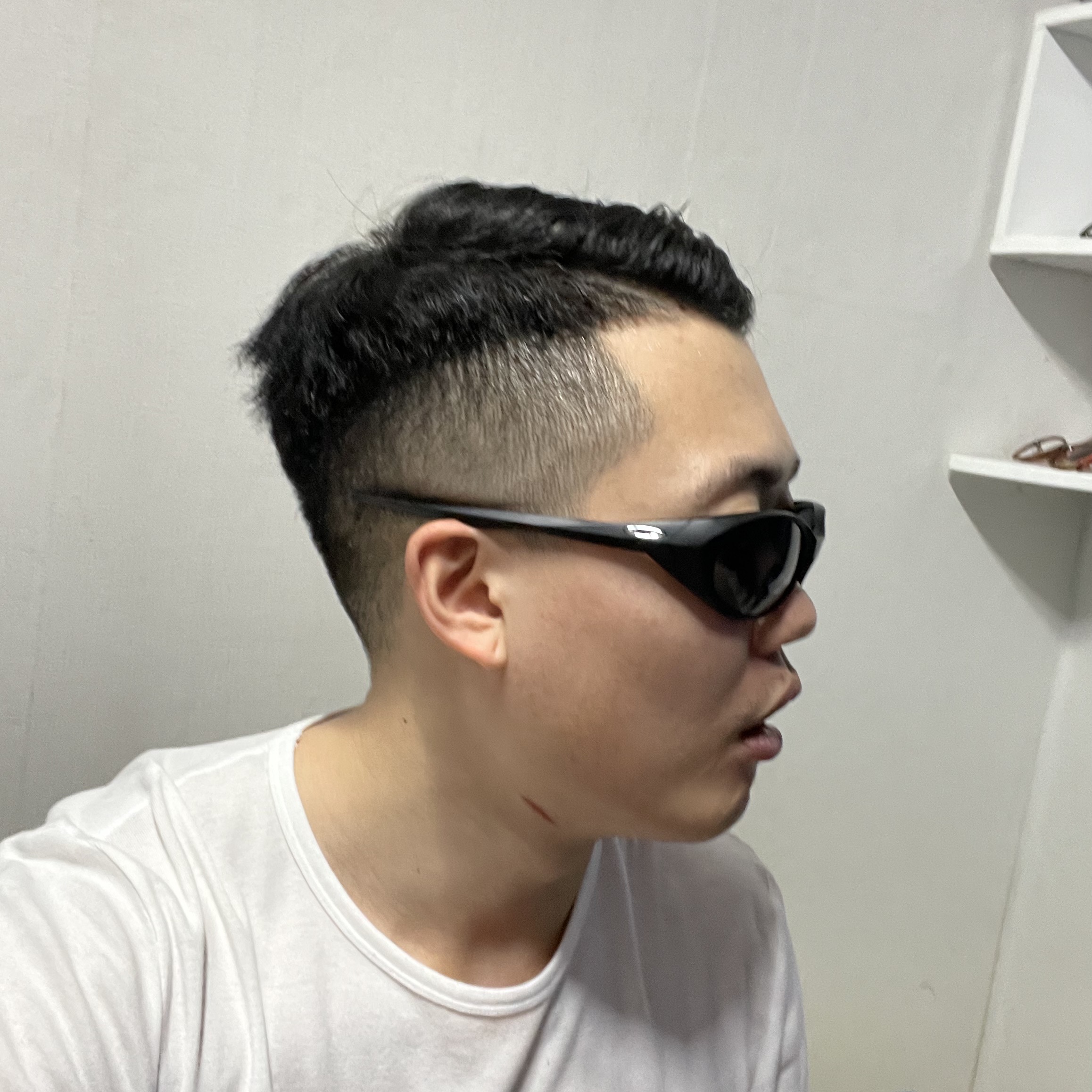 Oakley Eye Jacket Redux Matte Black Frame Prizm Grey Lenses High Bridge Fit 착용 스타일