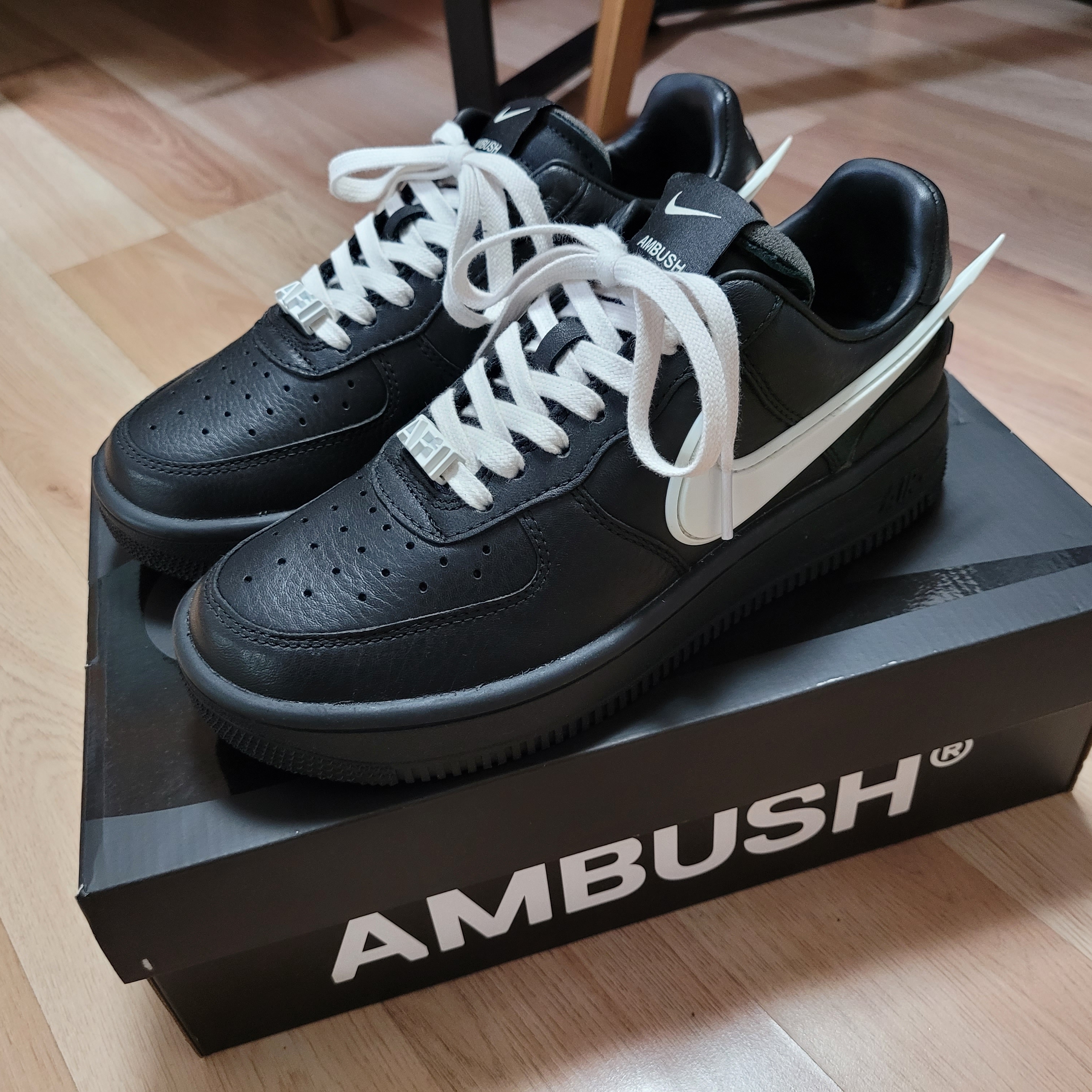 Nike x Ambush Air Force 1 Low SP Black 착용 스타일 - 2