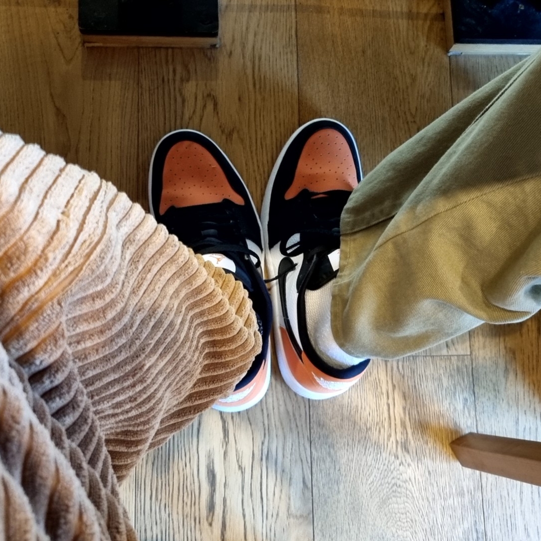 Jordan 1 Low Golf Starfish 착용 스타일 - 2