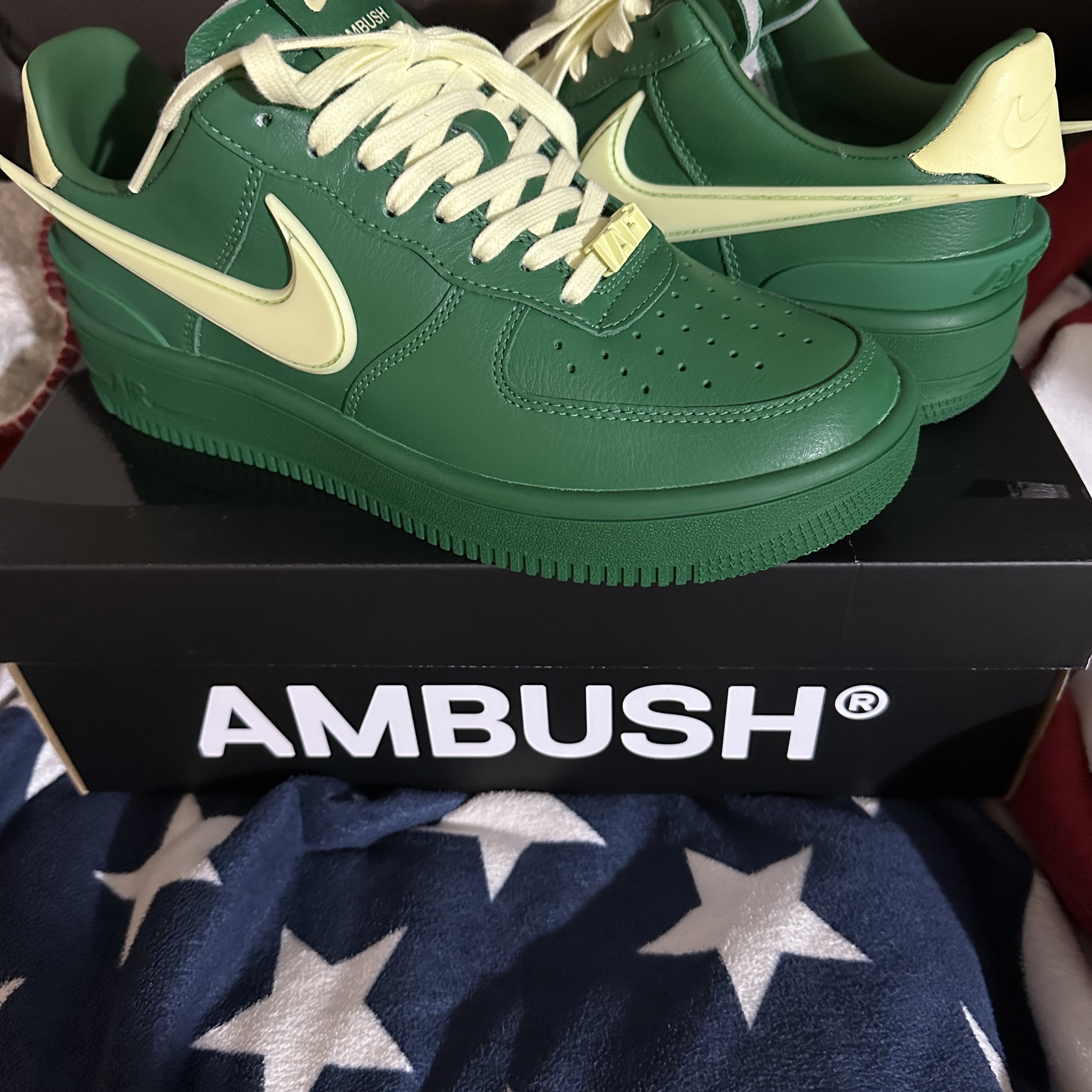 Nike x Ambush Air Force 1 Low SP Pine Green and Citron 착용 스타일