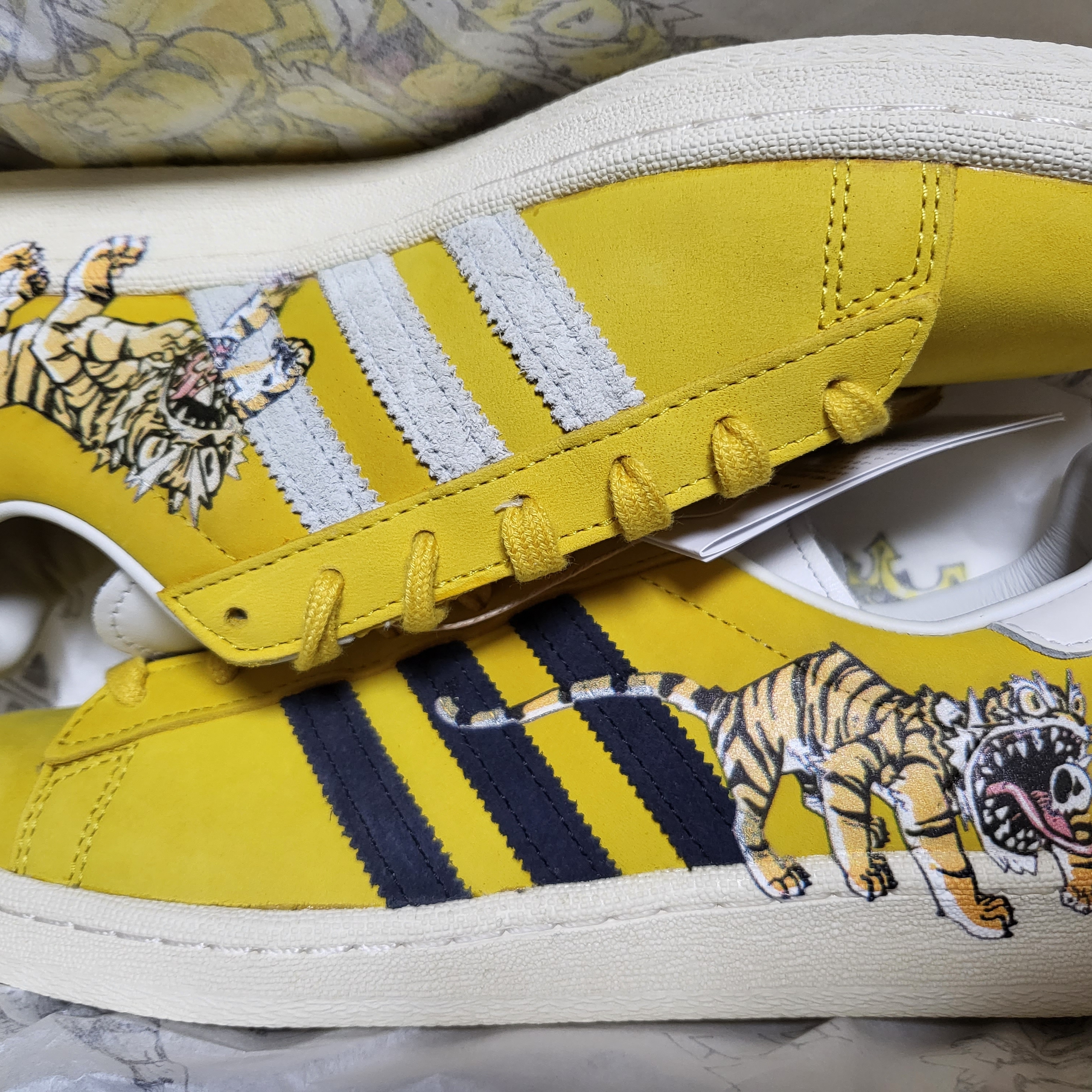 Adidas x Kasina x Kim Jung Gi Campus Hazy Yellow (Special Package) 착용 스타일 - 2