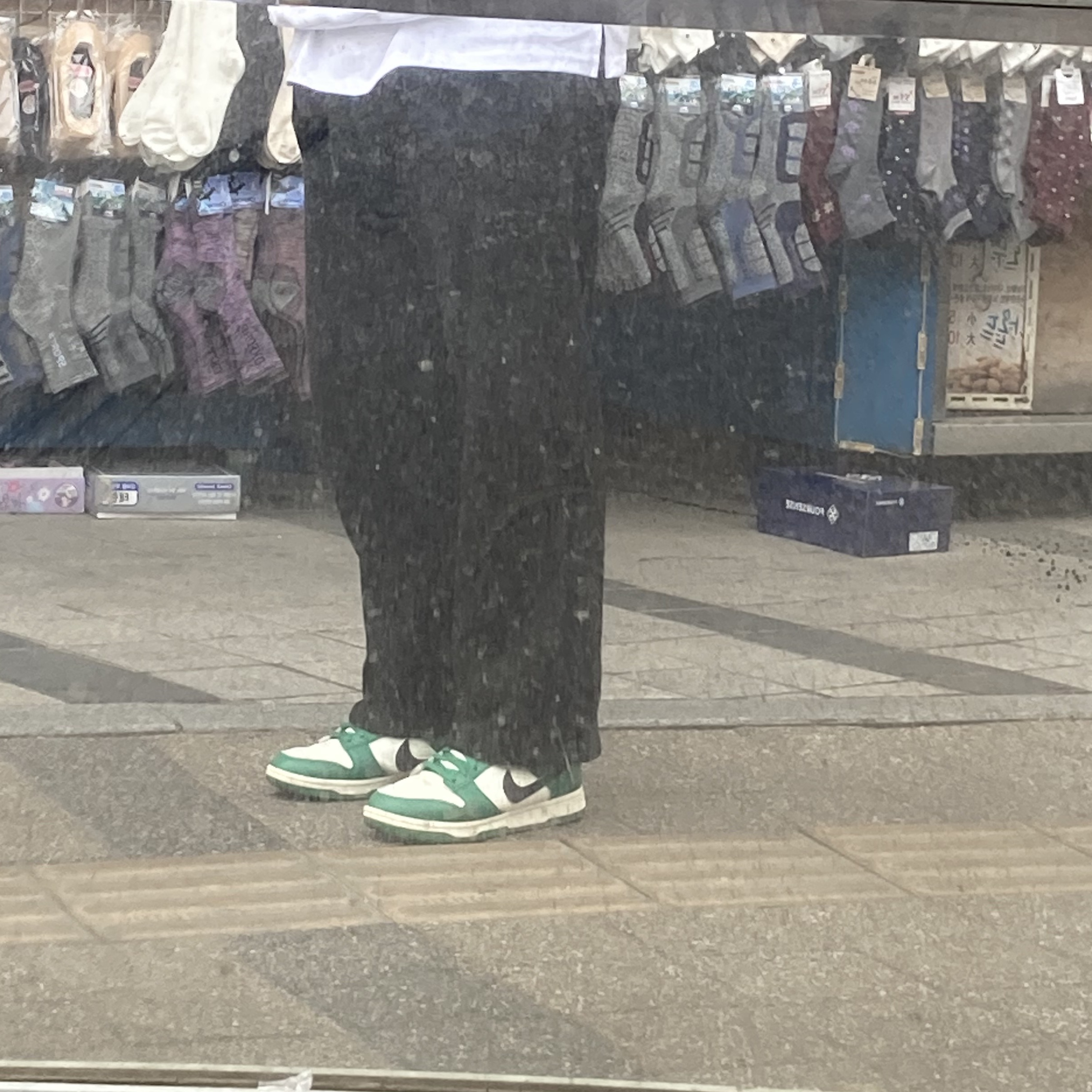 Nike Dunk Low Retro SE Jackpot Malachite 착용 스타일