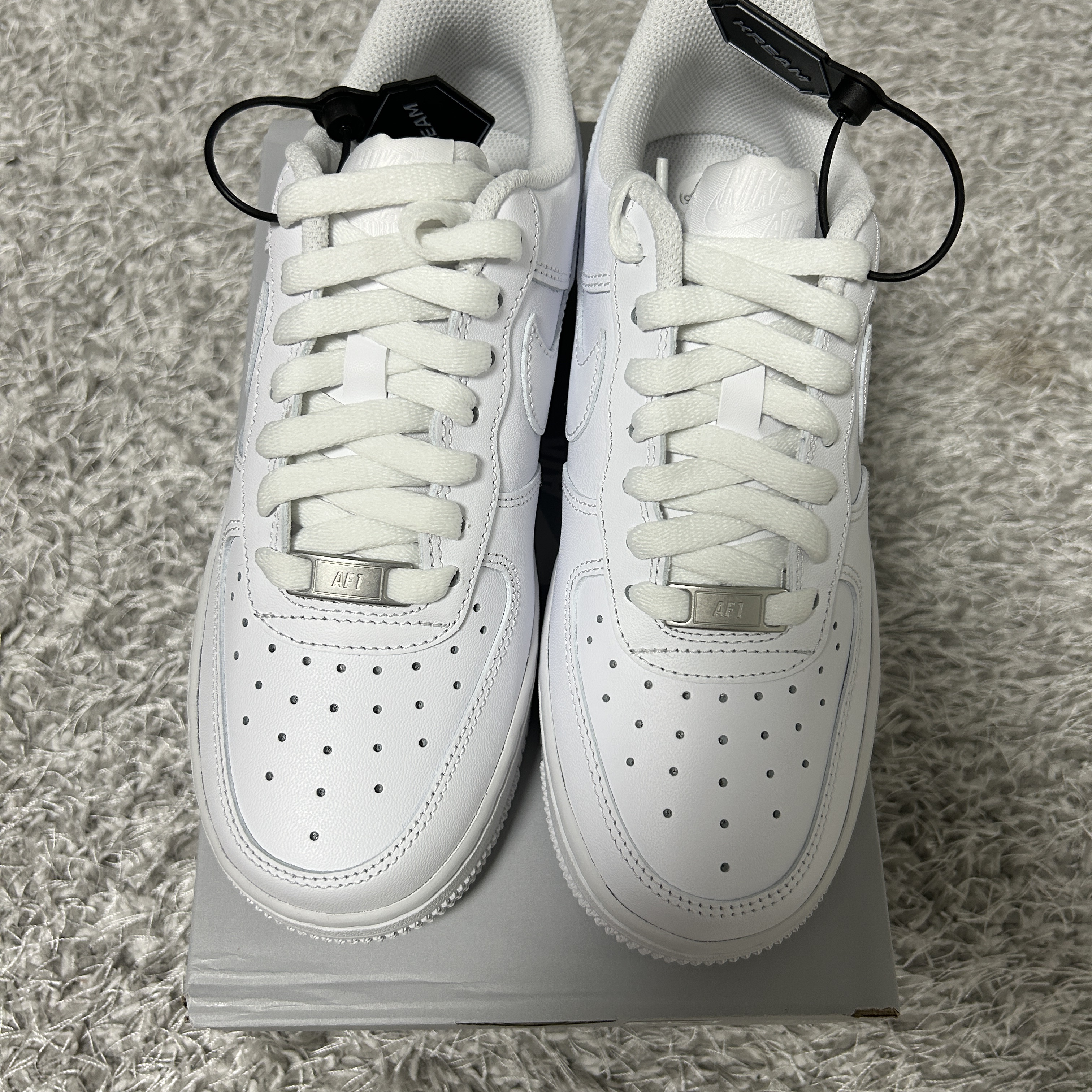 (W) Nike Air Force 1 '07 Low White 착용 스타일 - 4
