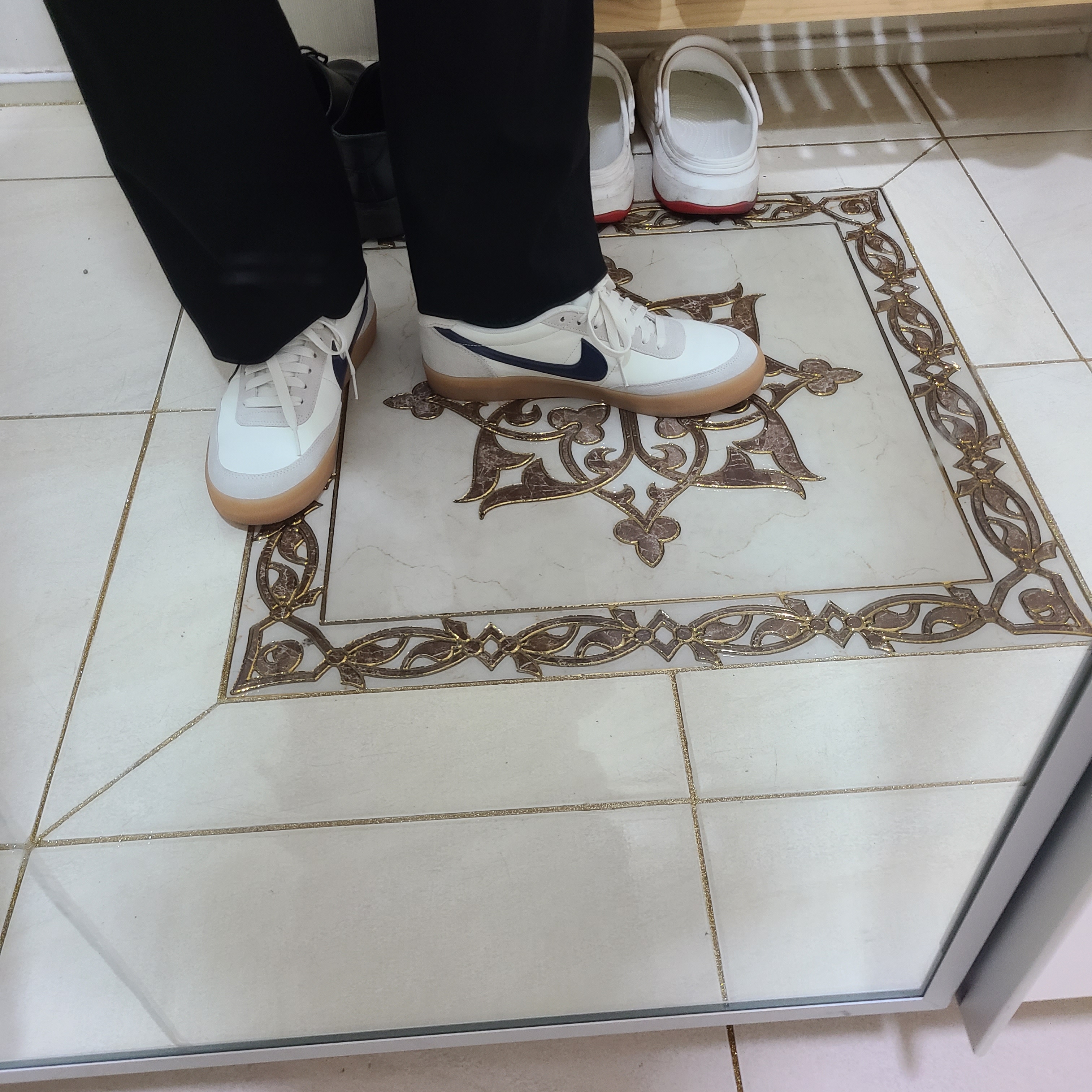 Nike x J.Crew Killshot 2 Sail Midnight Navy 착용 스타일