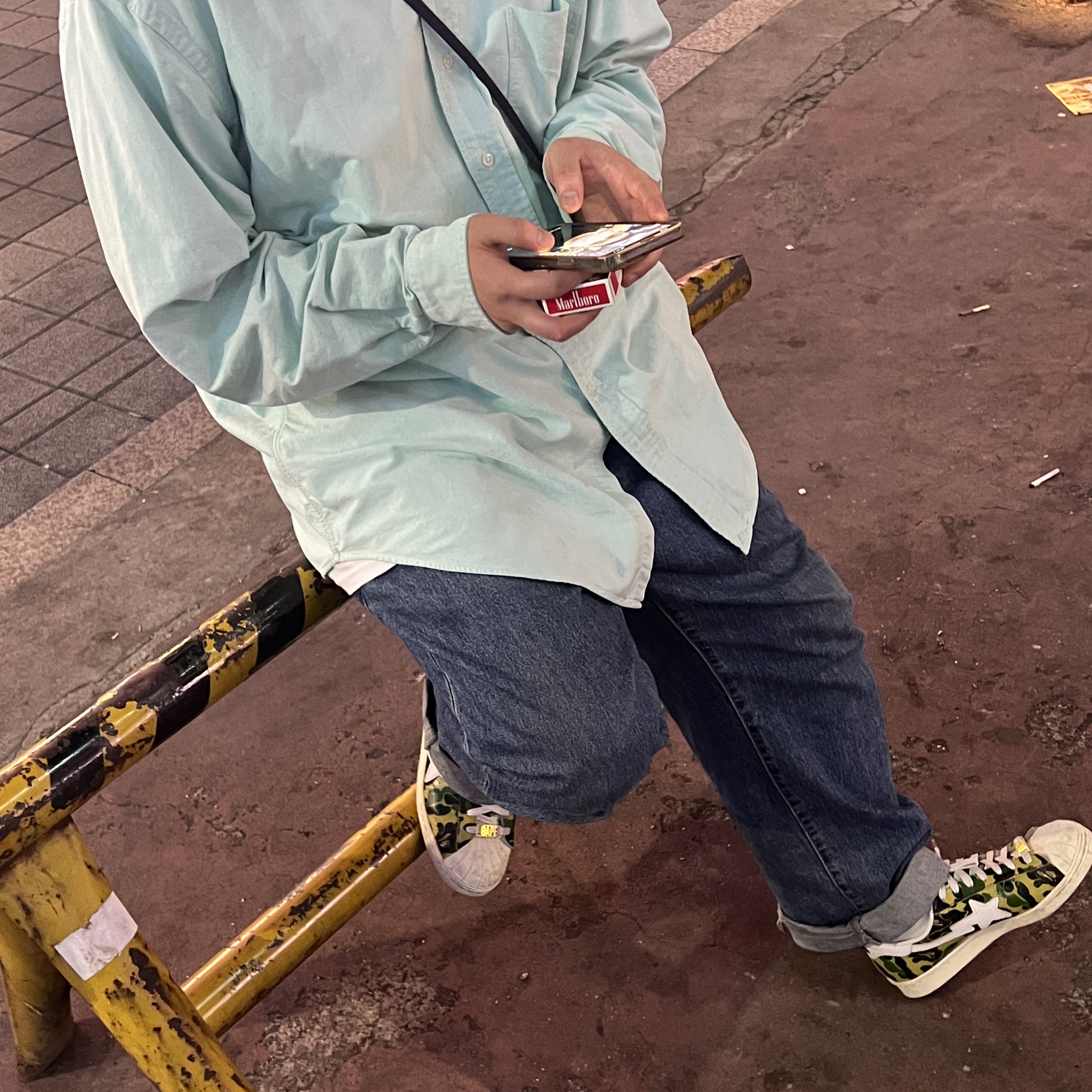 Adidas x BAPE Superstar 80s Green Camo 착용 스타일