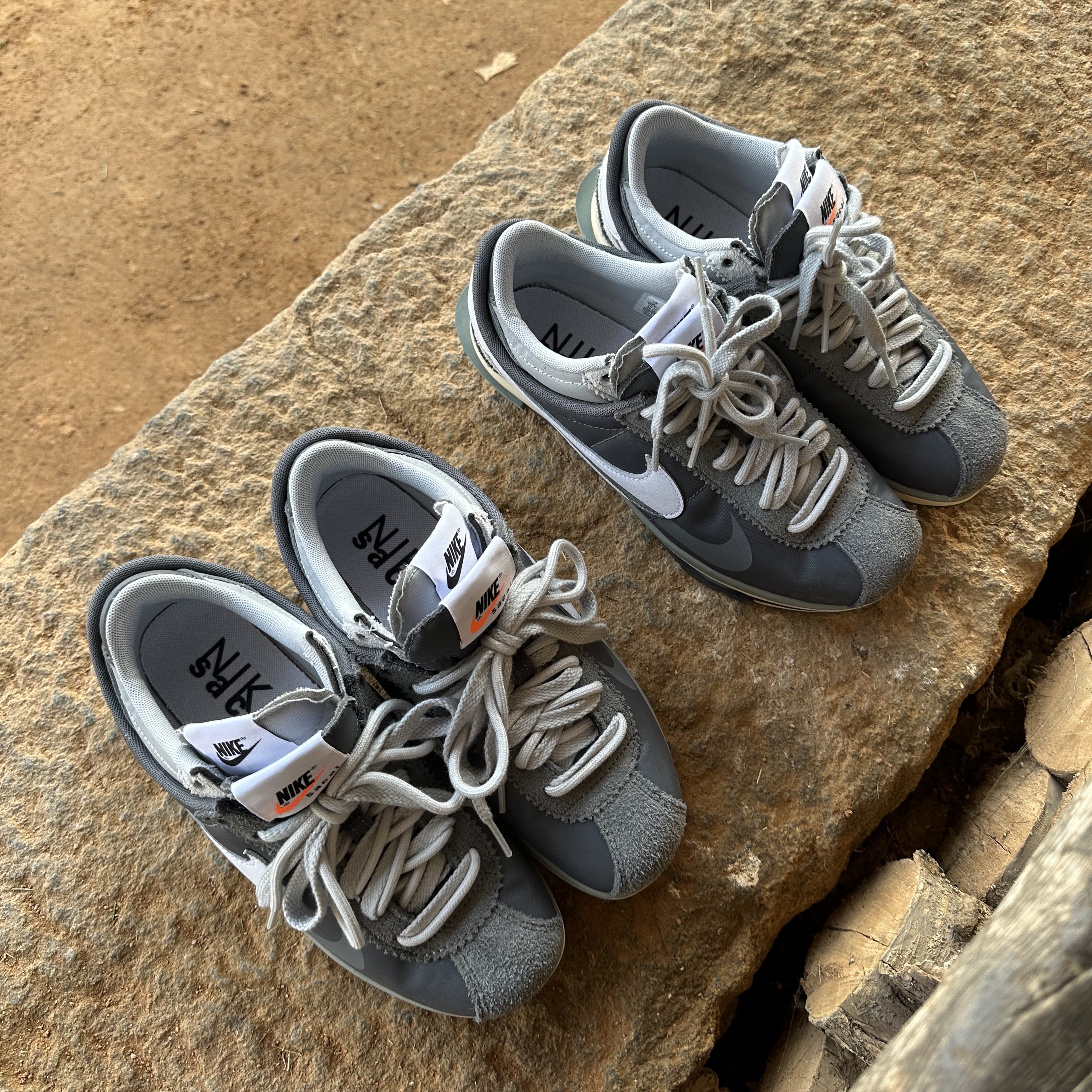 Nike x Sacai Zoom Cortez SP Iron Grey, The North Face 1996 Eco Nuptse Jacket Black 착용 스타일 - 2