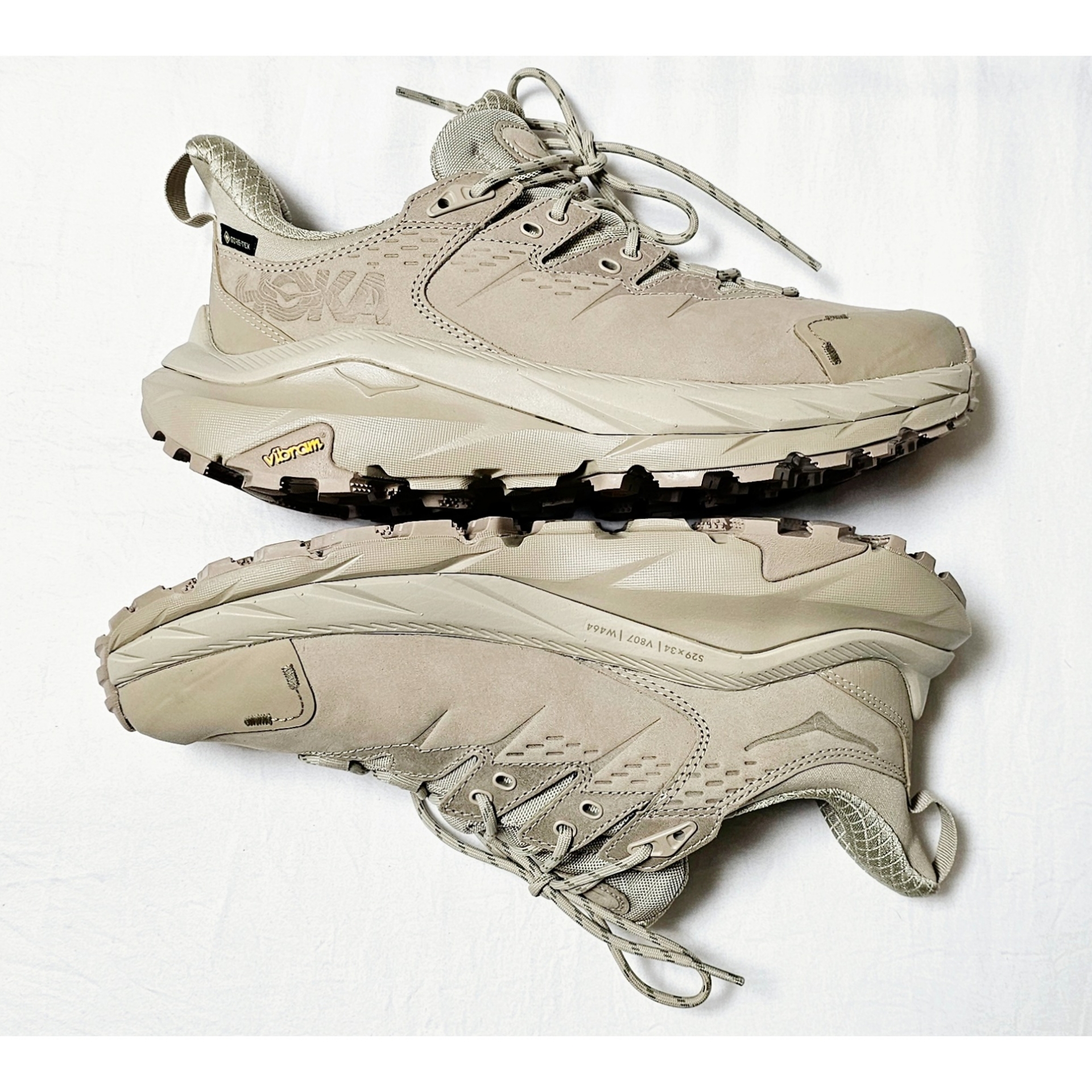 Hoka Kaha 2 Low Gore-Tex Oxford Tan 착용 스타일 - 3