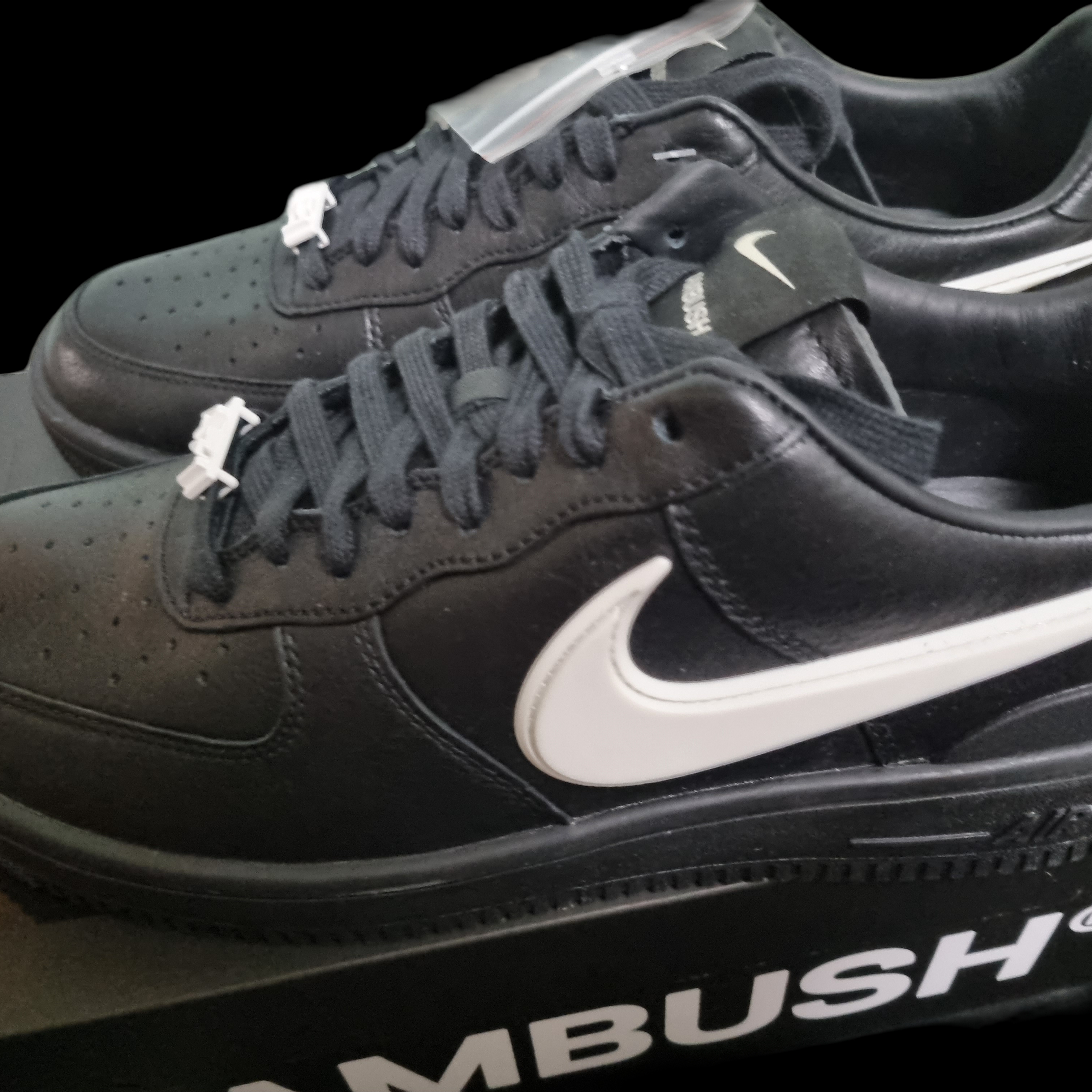Nike x Ambush Air Force 1 Low SP Black 착용 스타일 - 3