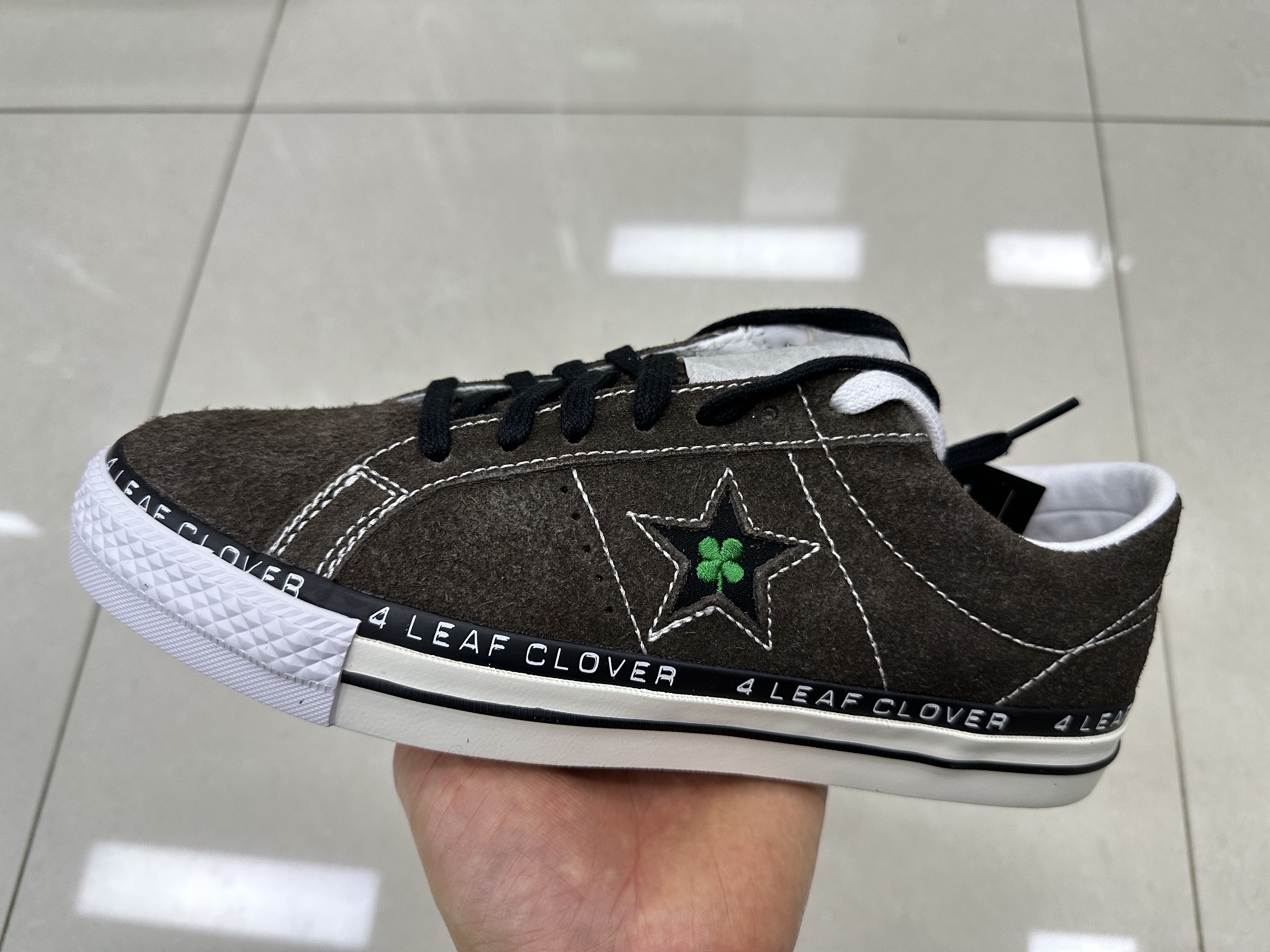 Converse x Patta One Star Pro Ox Java 착용 스타일