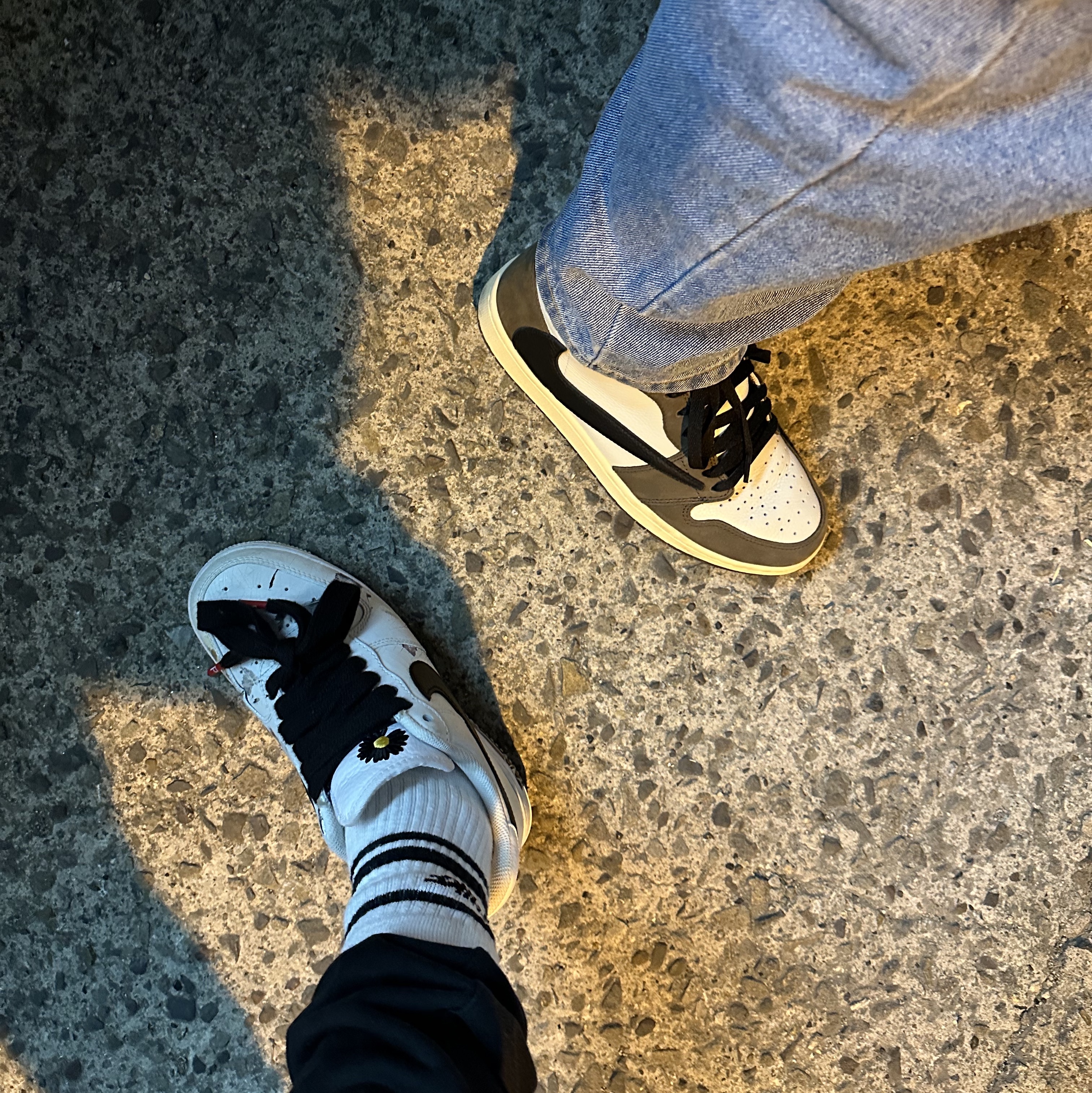 Nike x Peaceminusone Air Force 1 Low Para-Noise 2.0, Jordan 1 x Travis Scott Retro High OG SP Mocha 착용 스타일