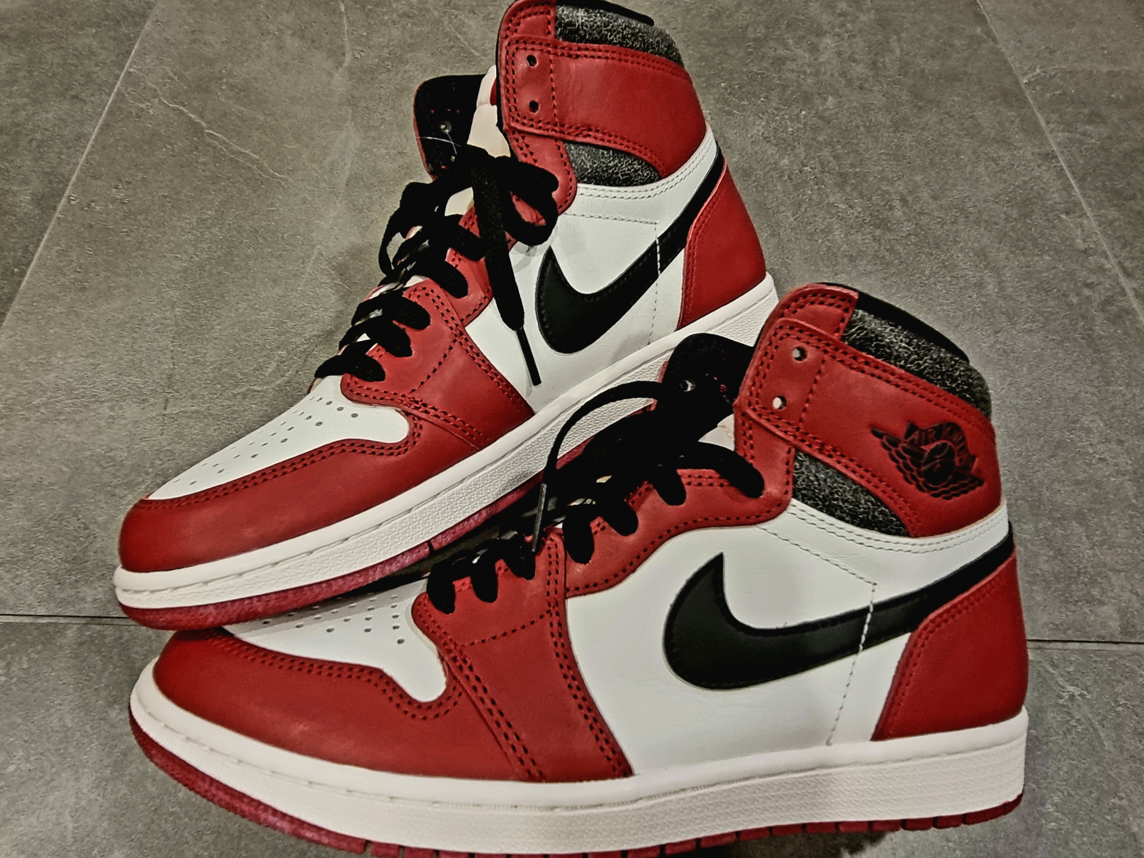 Jordan 1 Retro High OG Chicago 2022 착용 스타일 - 2