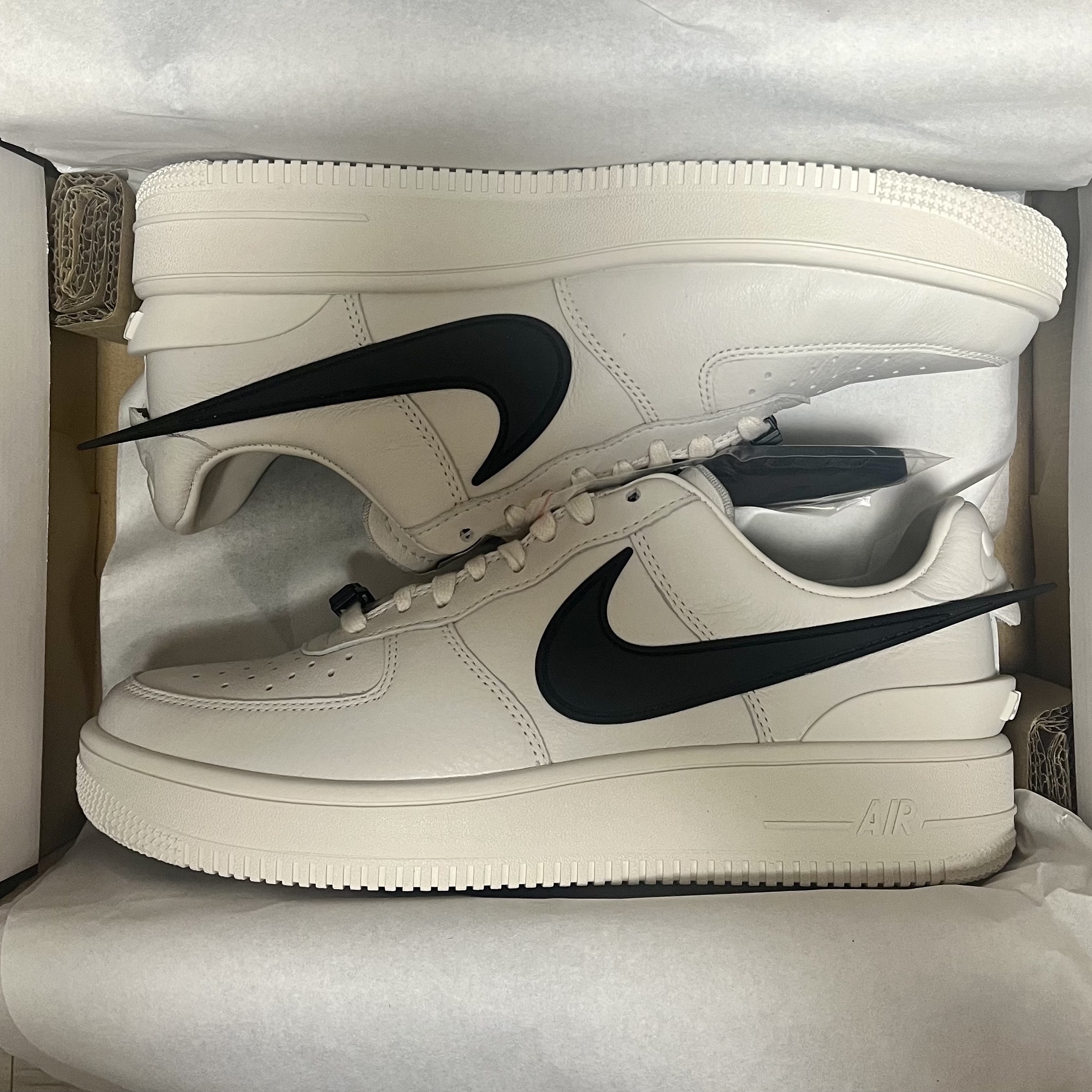 Nike x Ambush Air Force 1 Low SP Phantom 착용 스타일