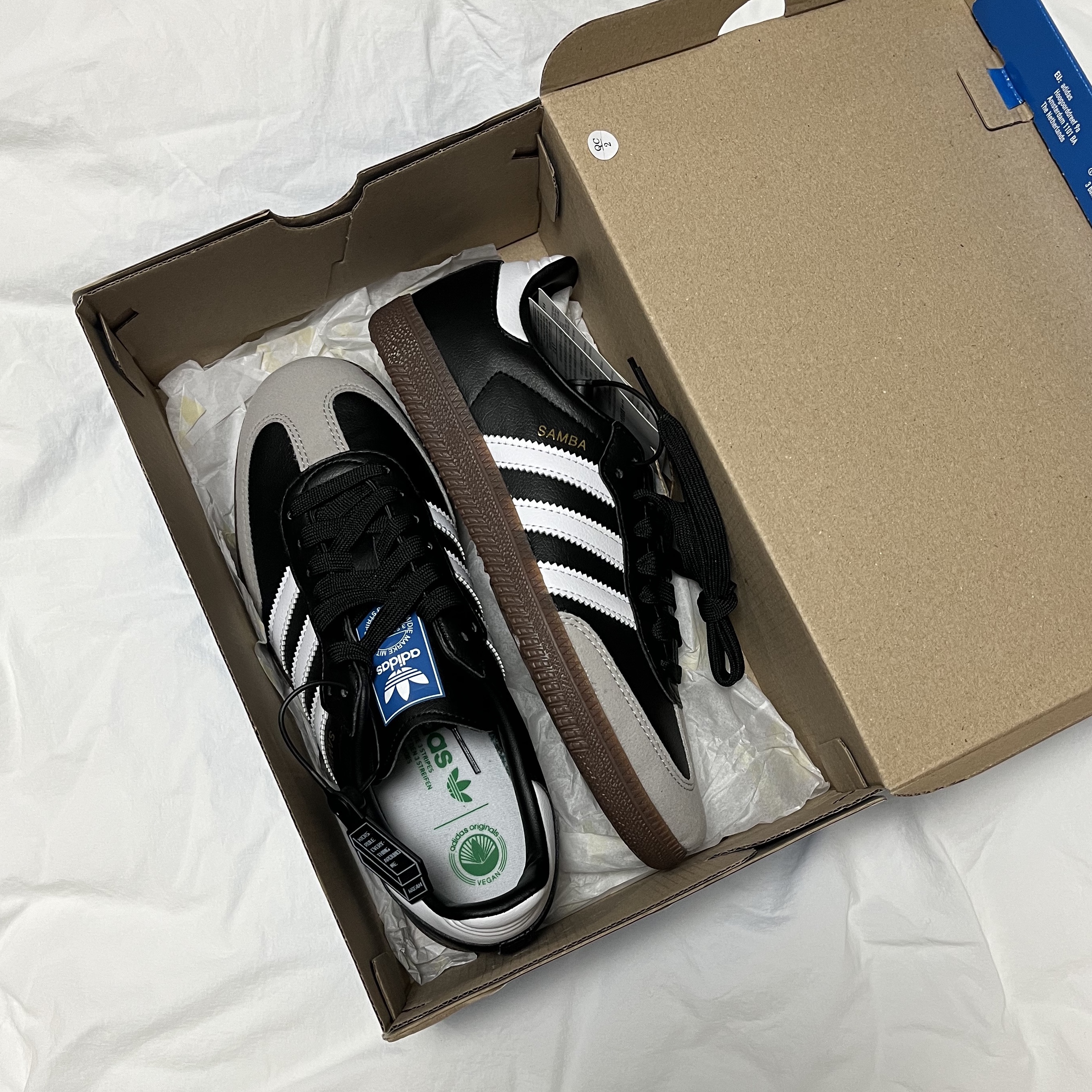 Adidas Samba Vegan Black White 착용 스타일