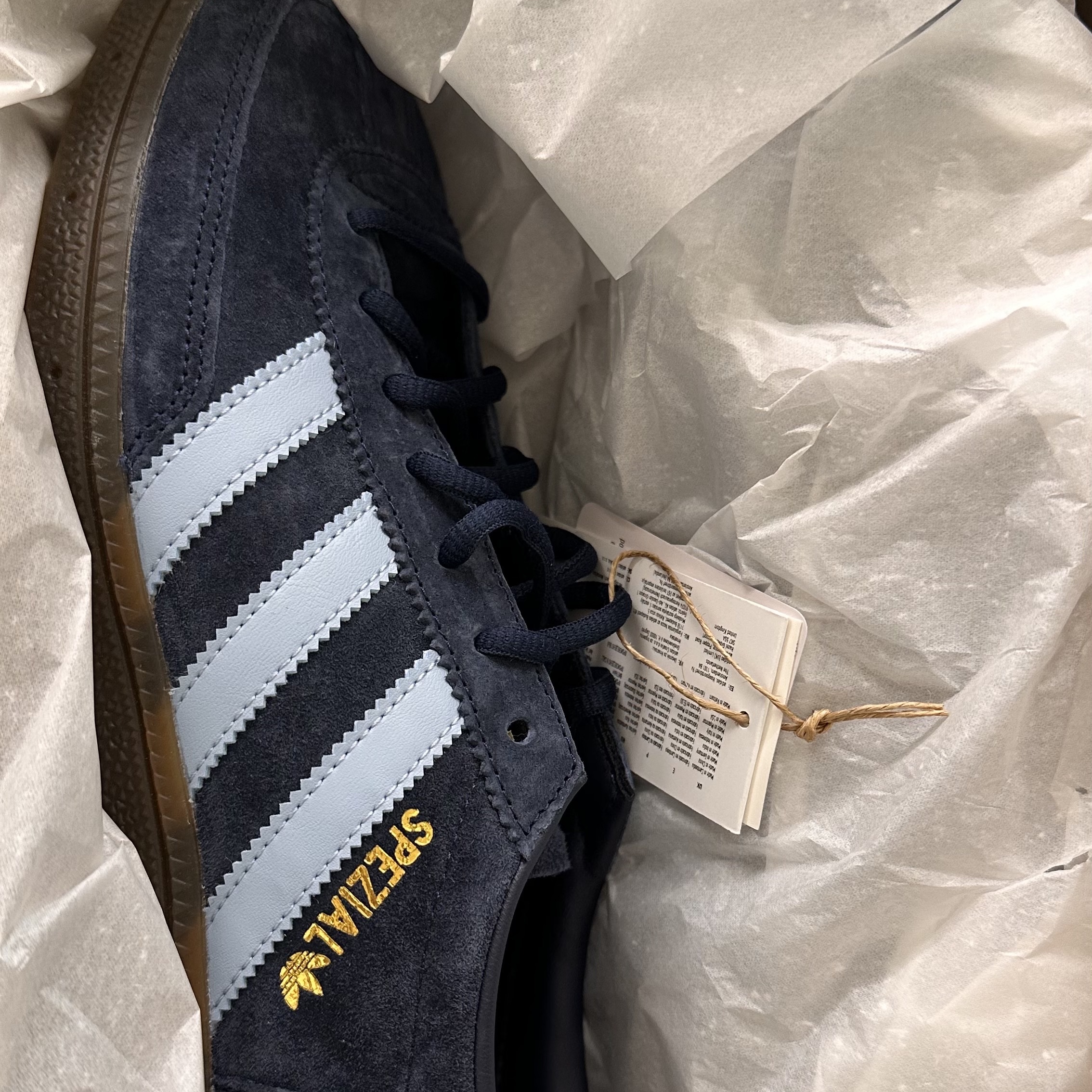 Adidas Spezial Handball Collegiate Navy 착용 스타일