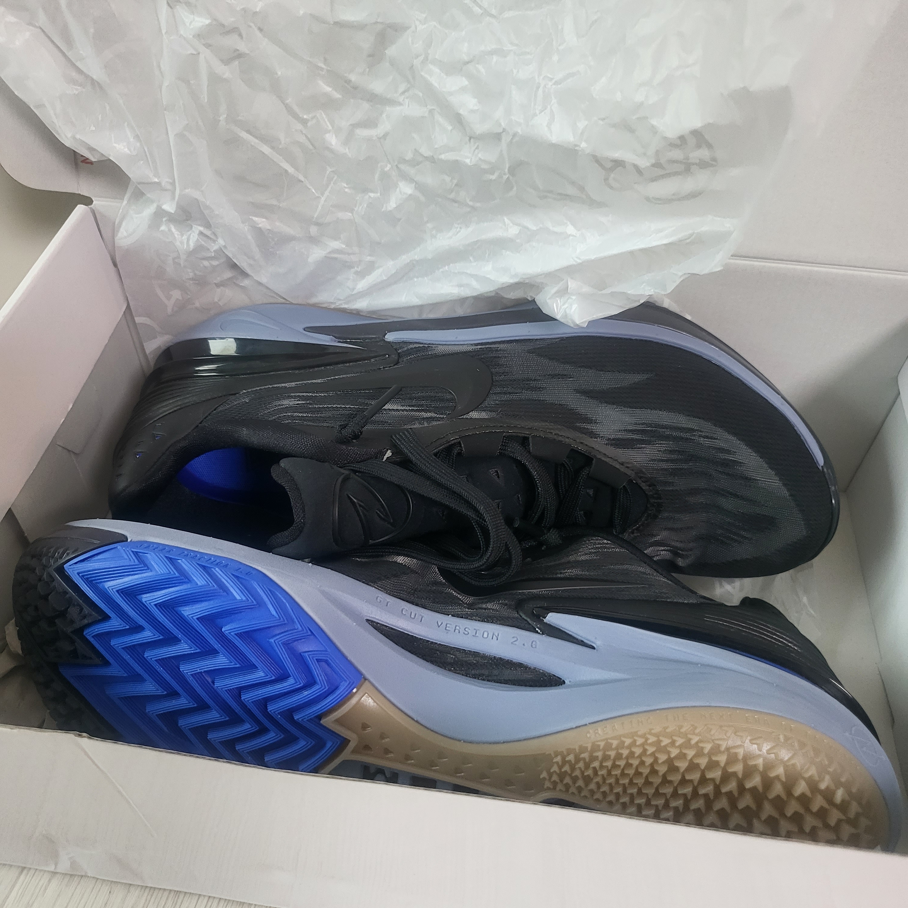 Nike Air Zoom GT Cut 2 Black Racer Blue 착용 스타일