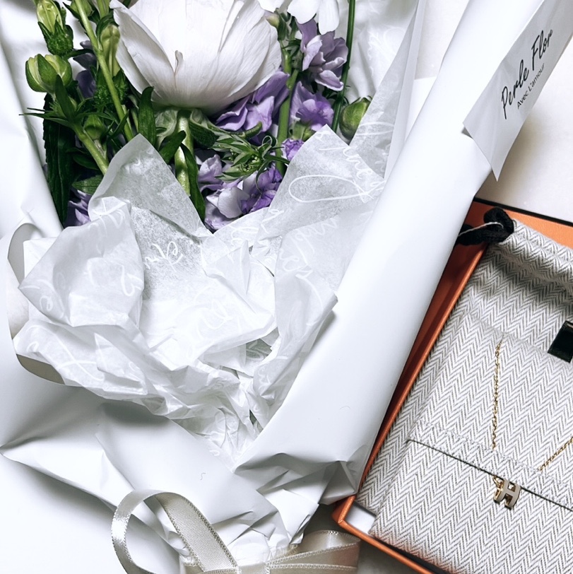 (W) Hermes Mini Pop H Pendant Gold & Marron Glace 착용 스타일
