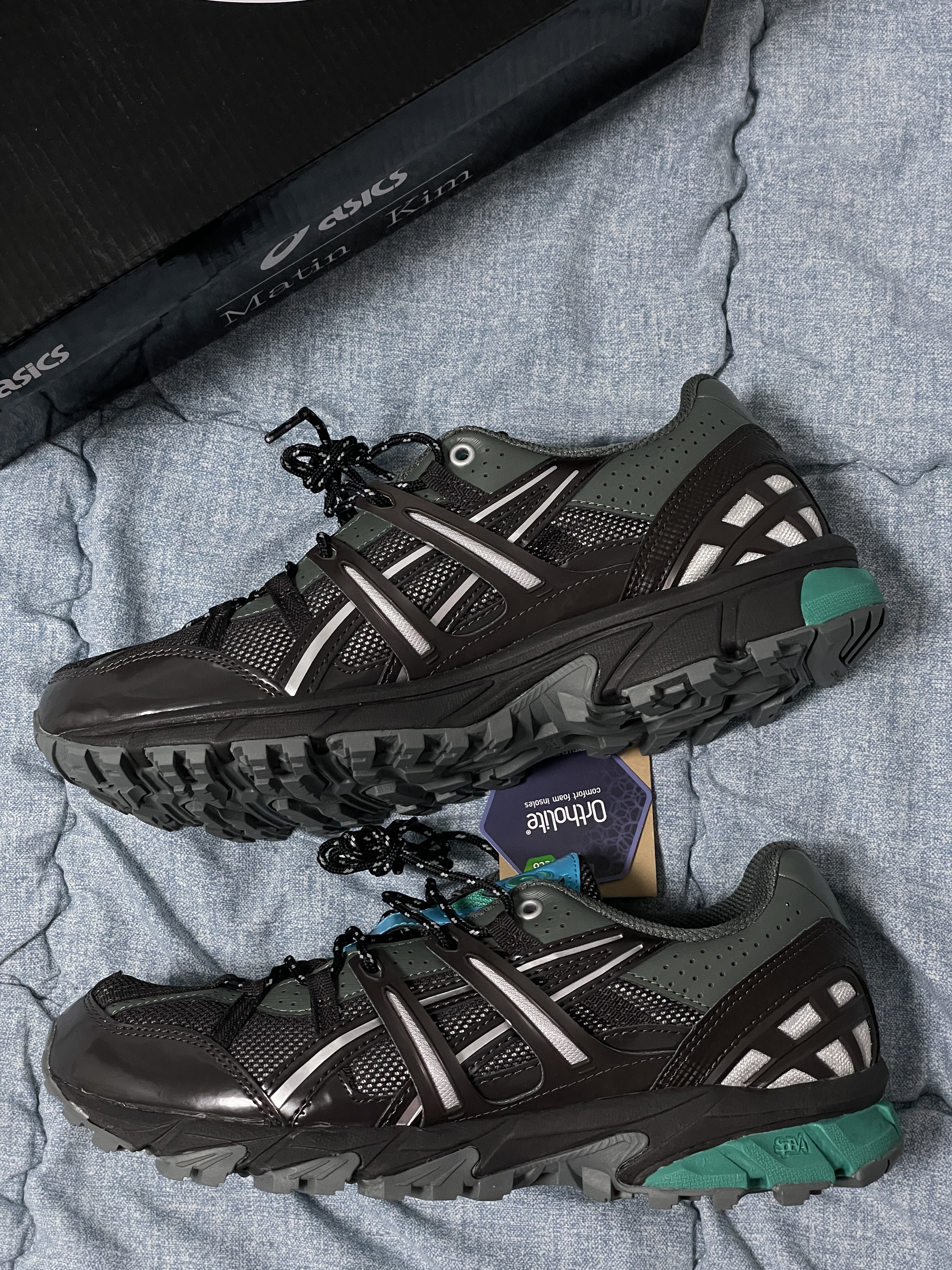 (W) Asics x Matin Kim Gel-Sonoma 15-50 Black Pure Silver 착용 스타일 - 1