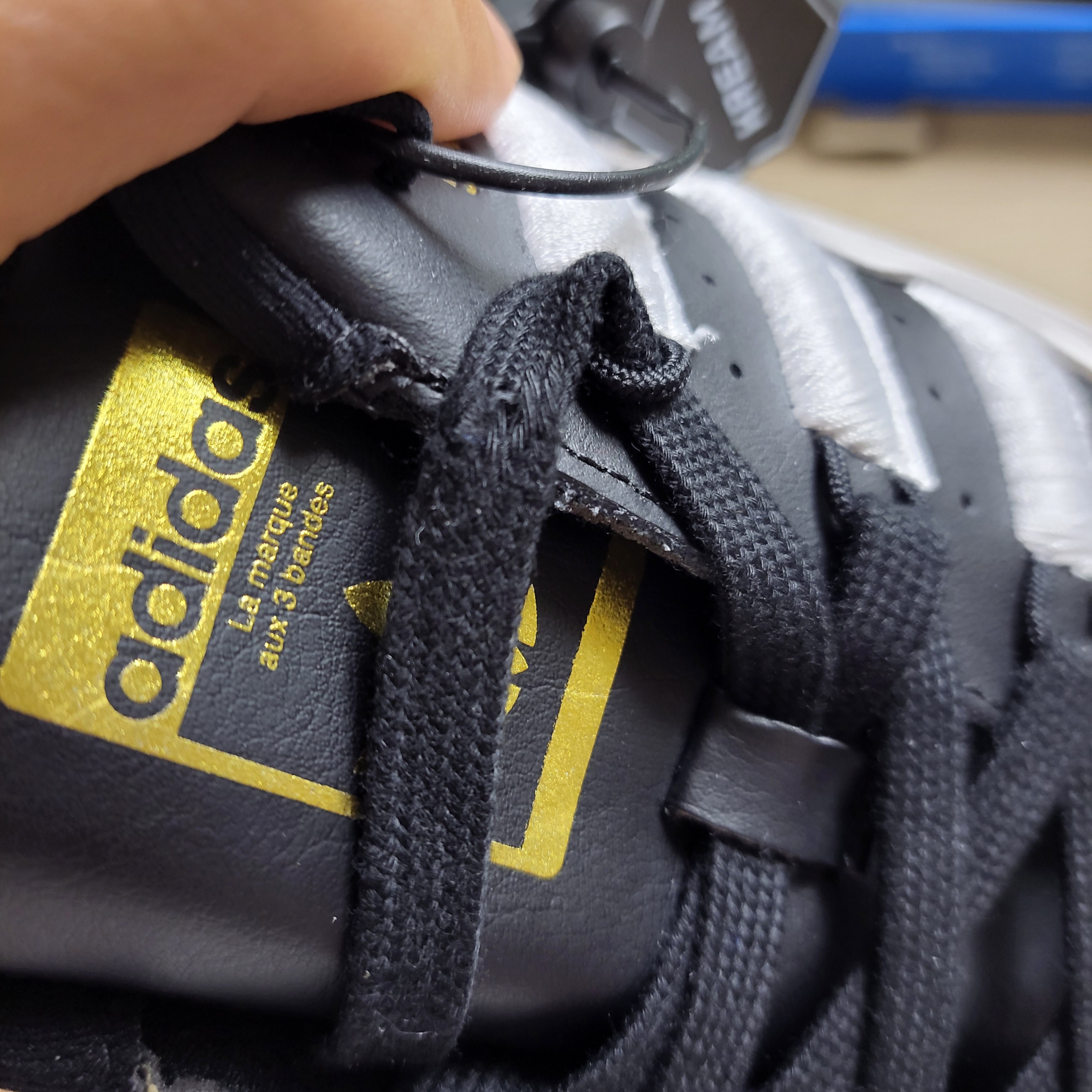 (W) Adidas Superstar Bonega Core Black 착용 스타일