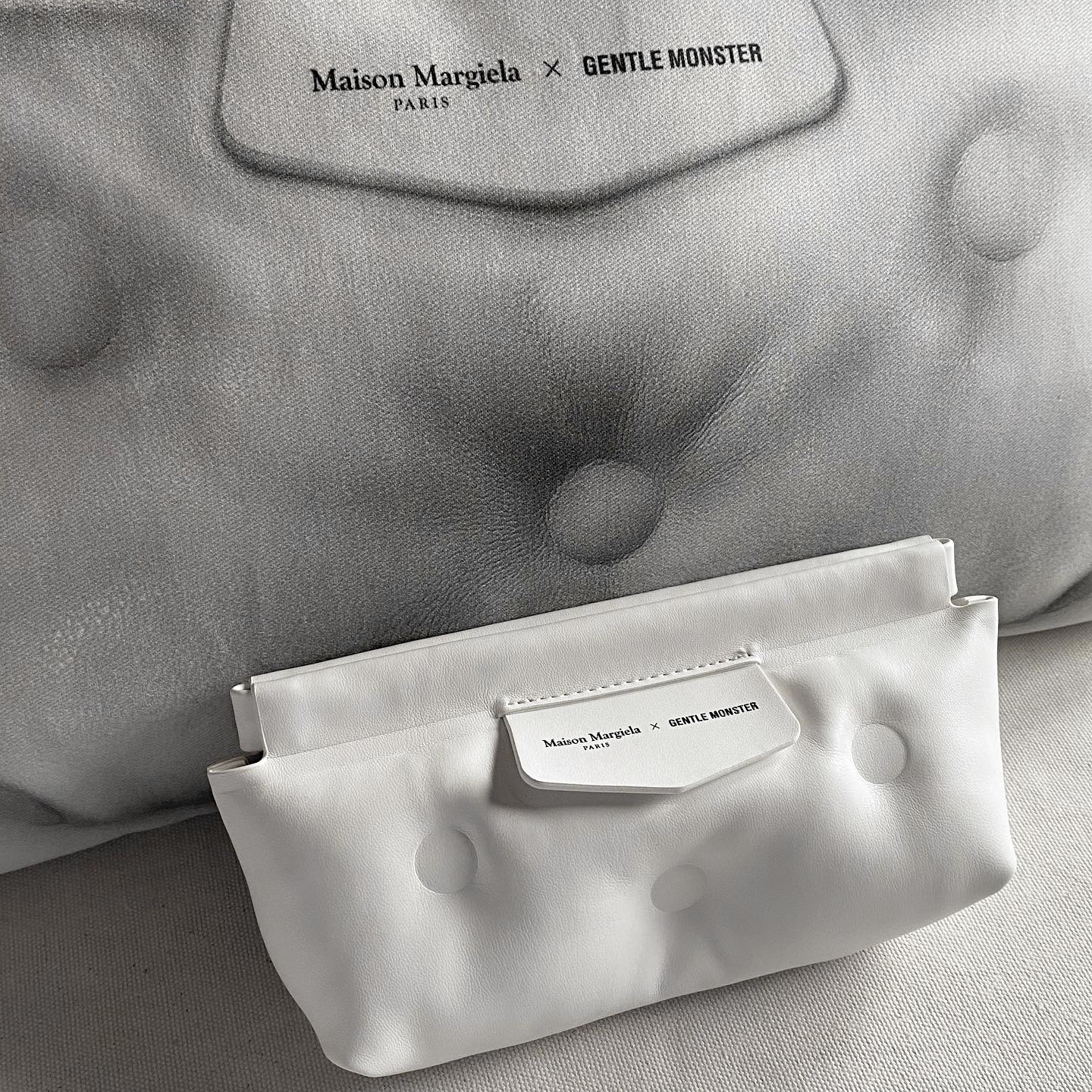 Gentle Monster x Maison Margiela MM005 Black Black 착용 스타일 - 1