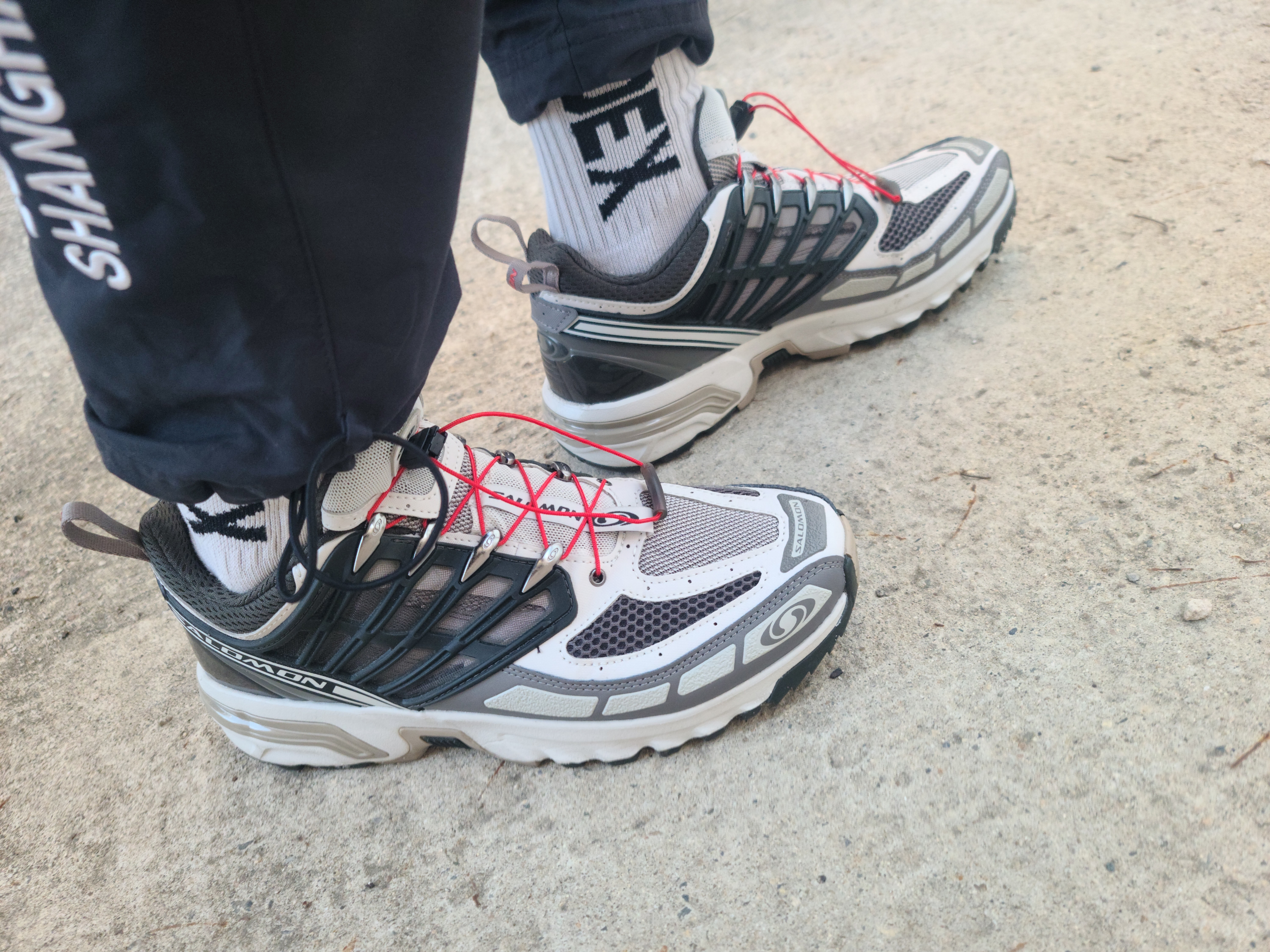 Salomon ACS Pro Beluga Vintage Khaki 착용 스타일