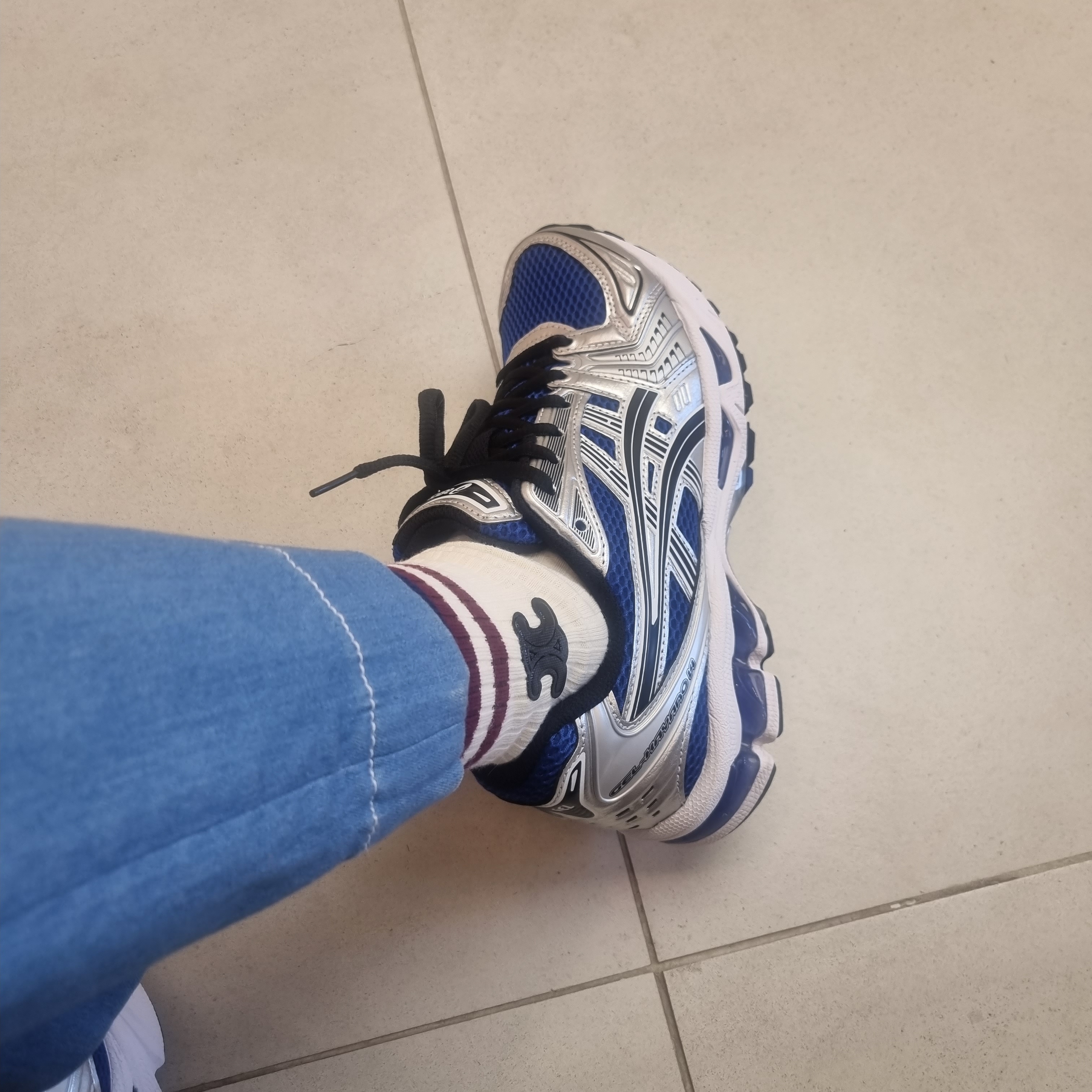 Asics Gel-Kayano 14 Monaco Blue Black 착용 스타일