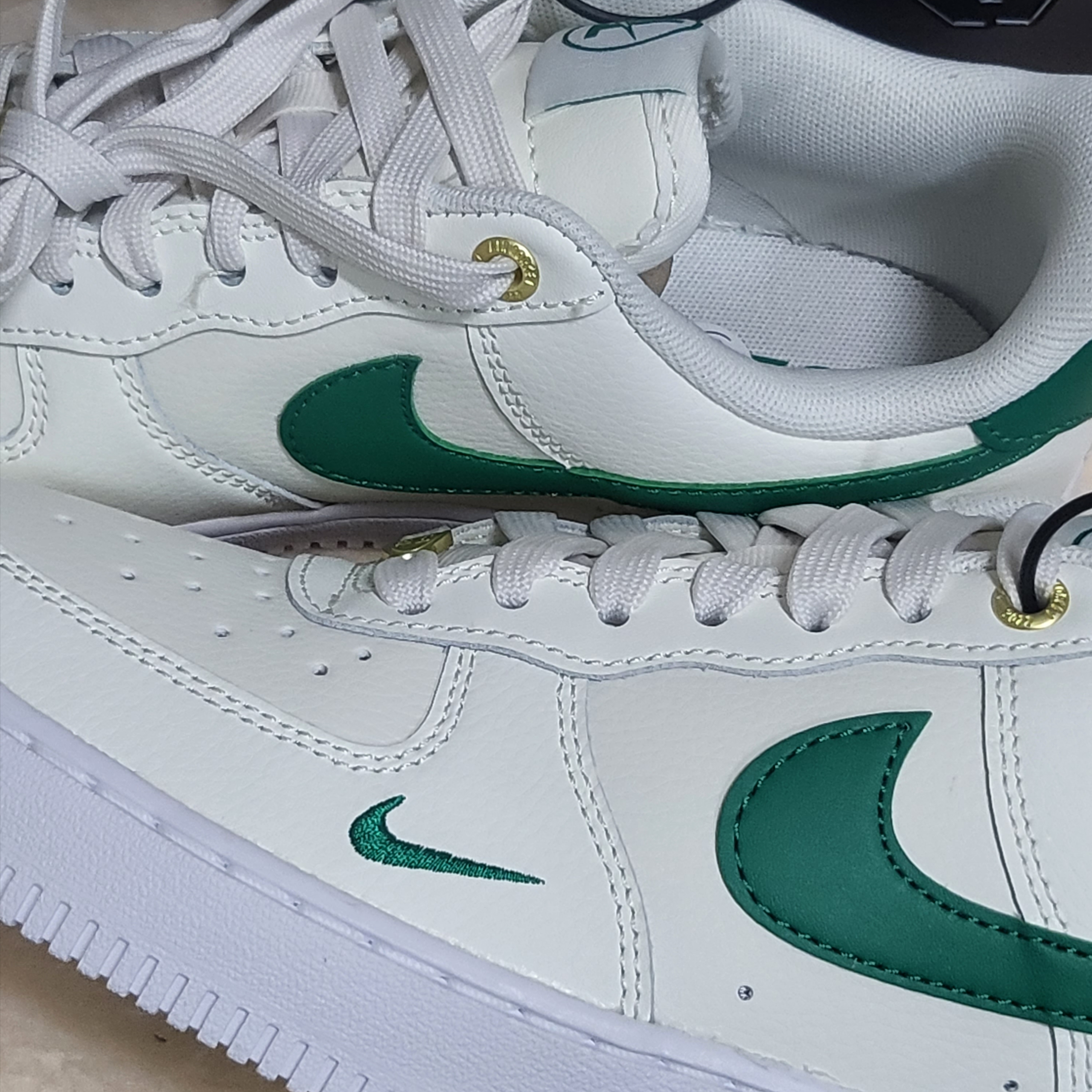 (W) Nike Air Force 1 '07 SE 40th Anniversary Join Forces Sail Malachite 착용 스타일