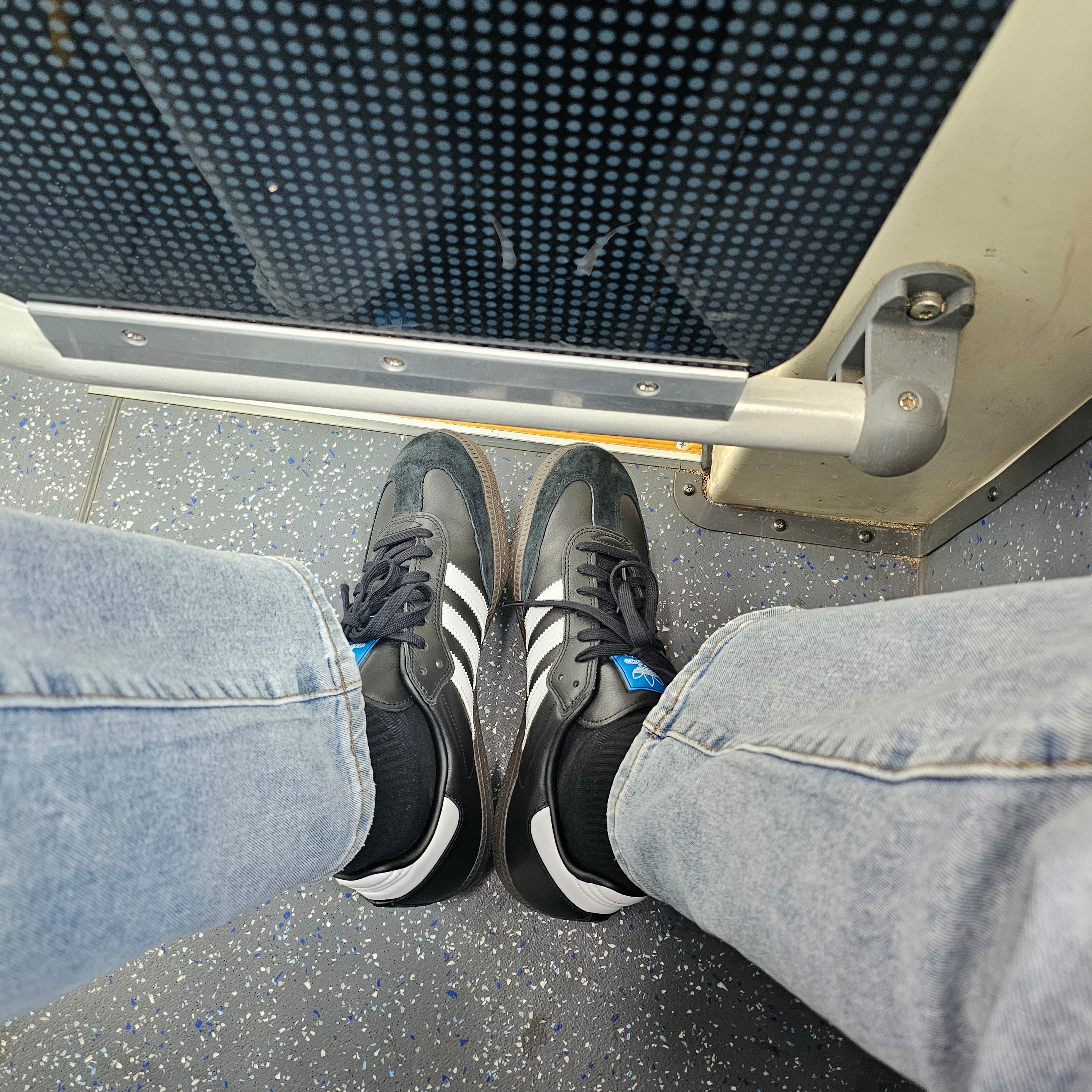 Adidas Samba ADV Black 착용 스타일