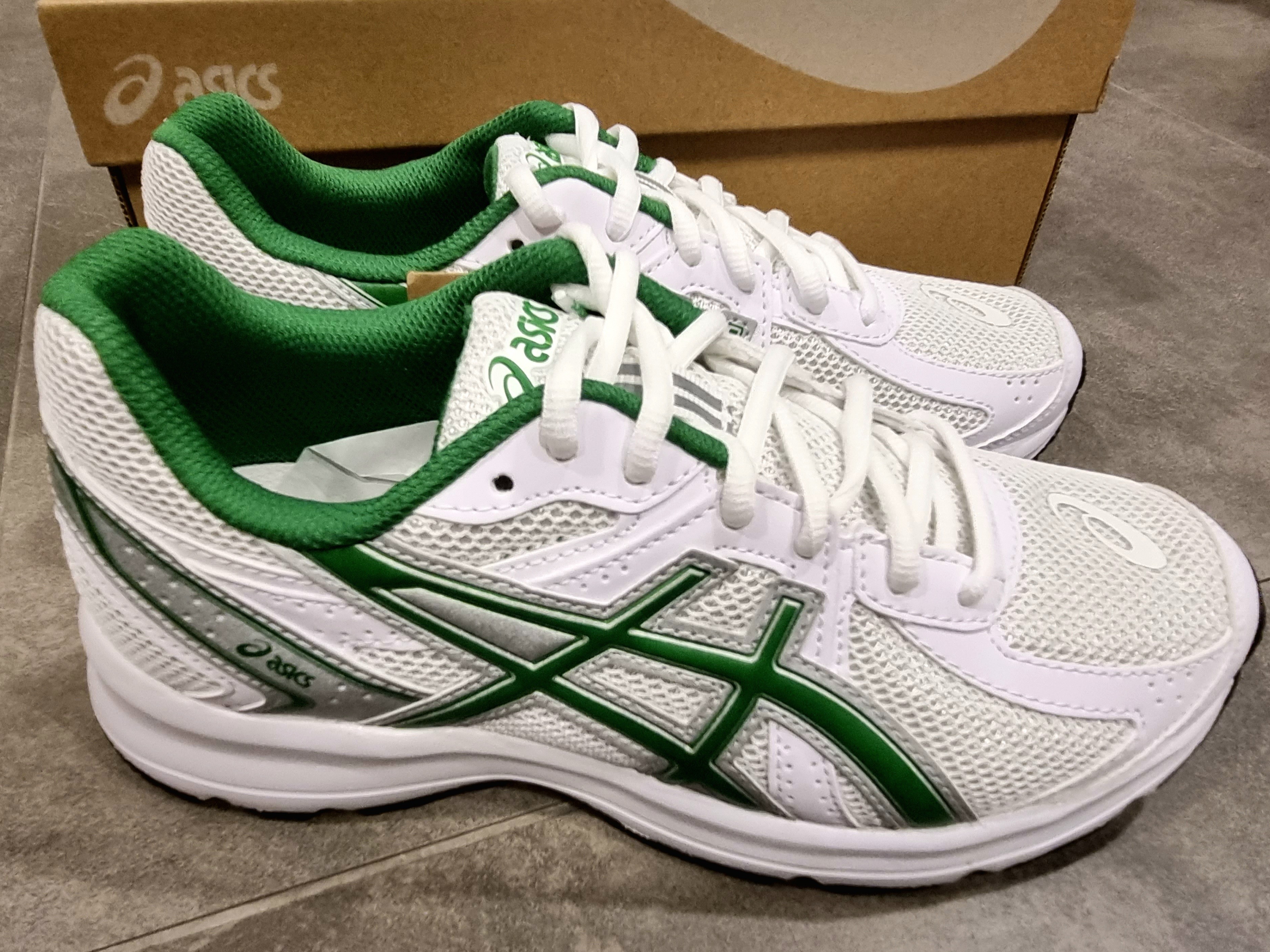 Asics Jog 100 S White Green - 2E Wide 착용 스타일 - 4