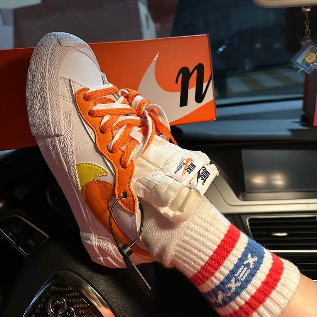 Nike x Sacai Blazer Low Magma Orange 착용 스타일