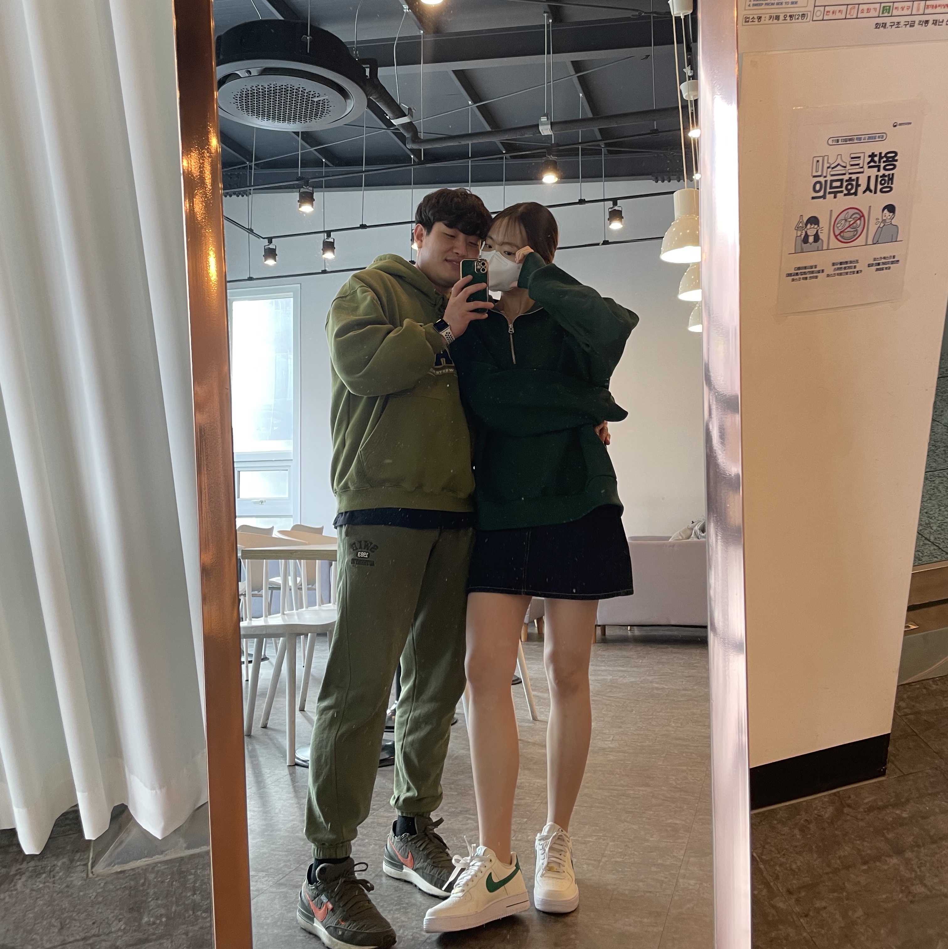 (W) Nike Air Force 1 '07 SE 40th Anniversary Join Forces Sail Malachite 착용 스타일 - 1