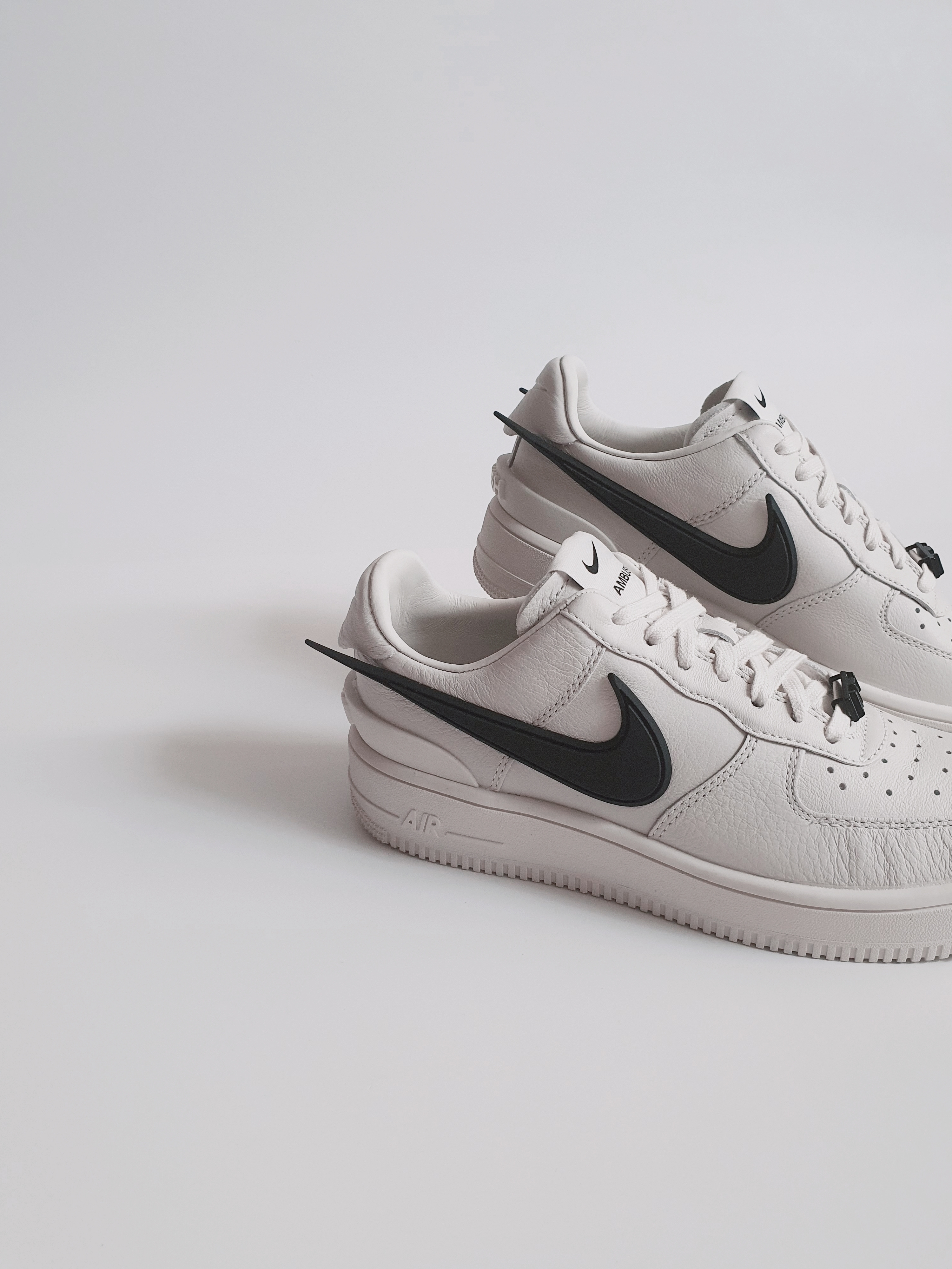 Nike x Ambush Air Force 1 Low SP Phantom 착용 스타일